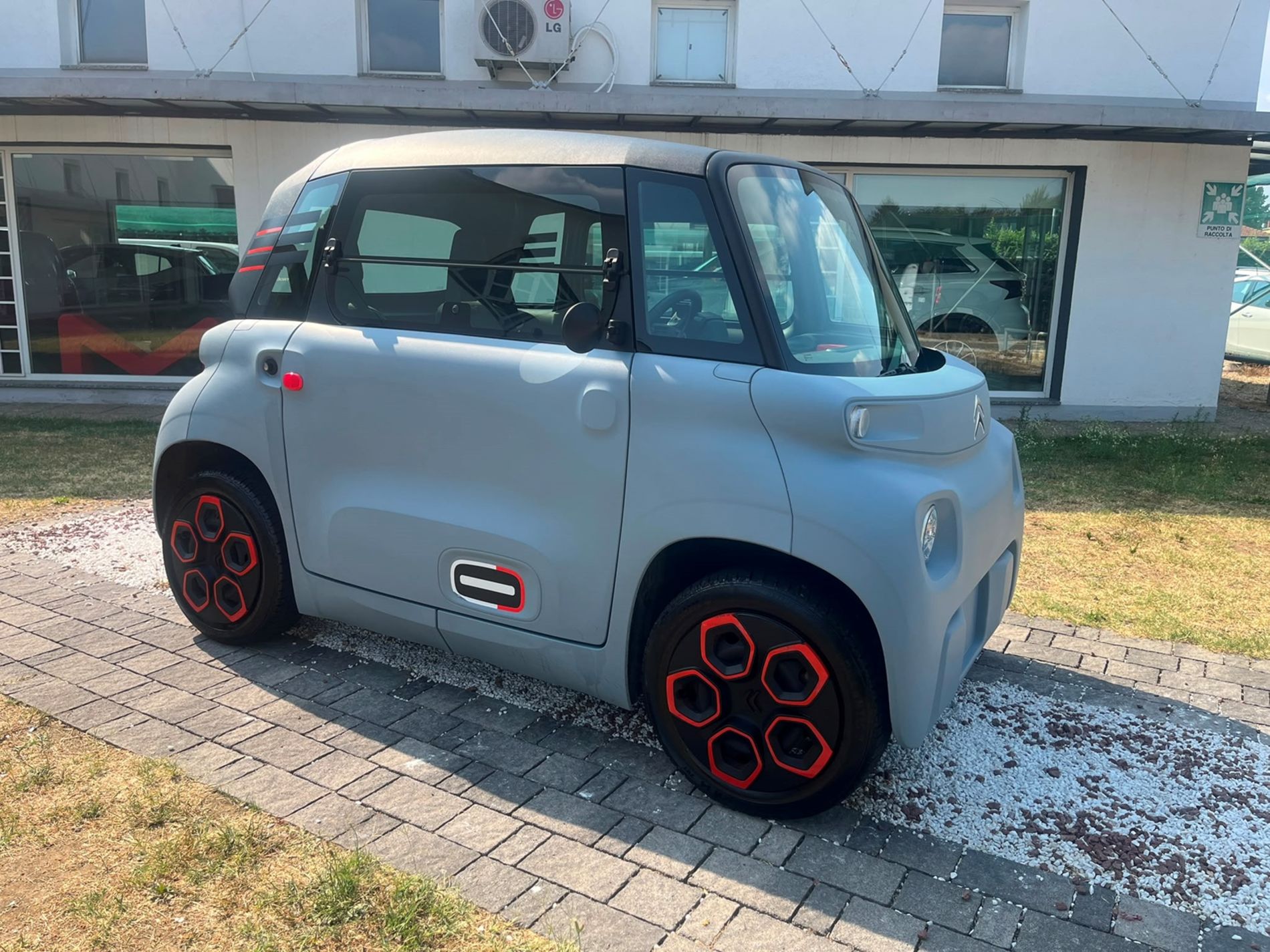 Citroen AMI - si guida a 14 ANNI - Gallotti Auto