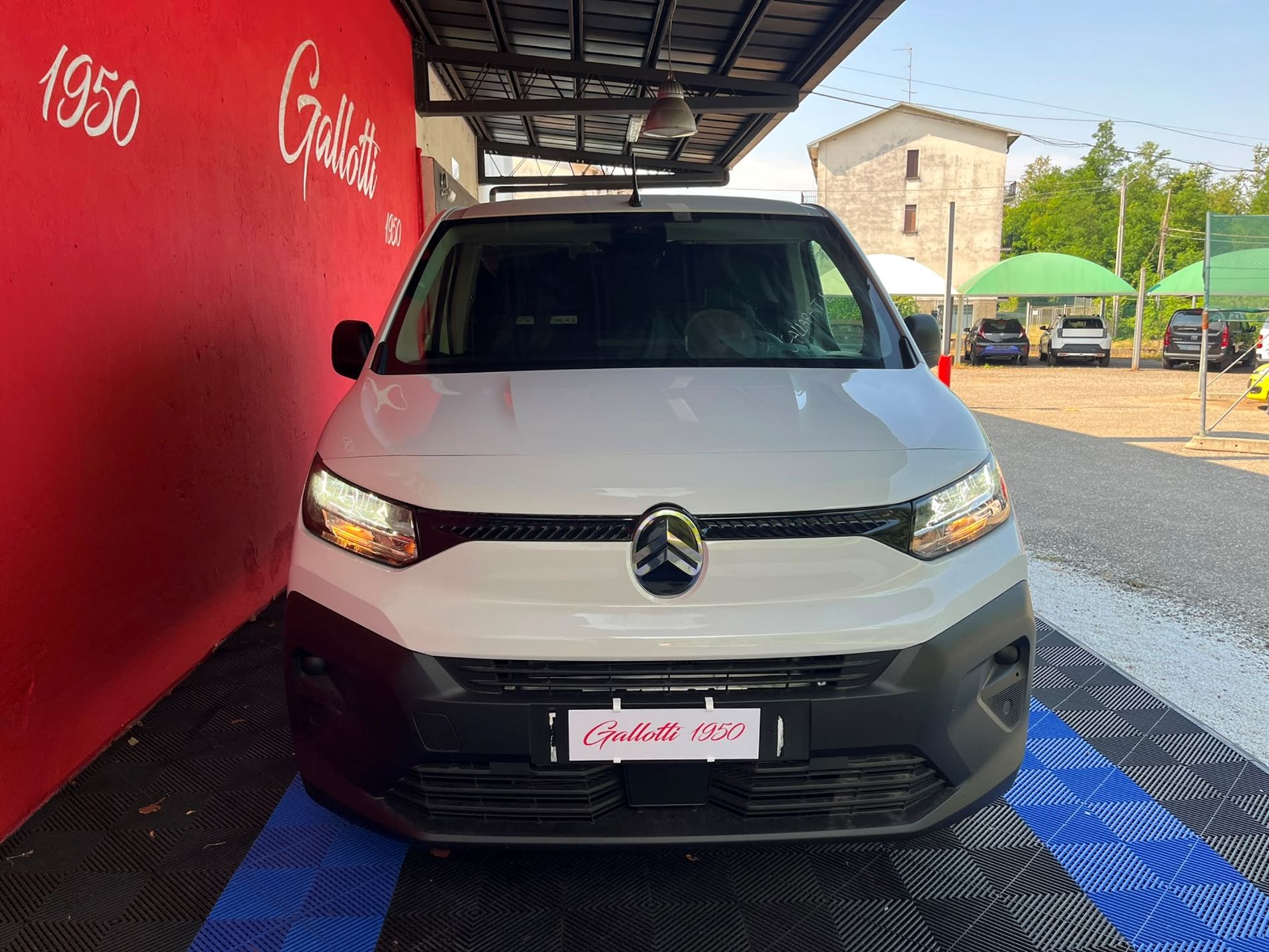 Van M 1.5 BlueHDi 100cv s&s Standard + IVA - SENZA VINCOLI DI FINANZIAMENTO - Gallotti Auto