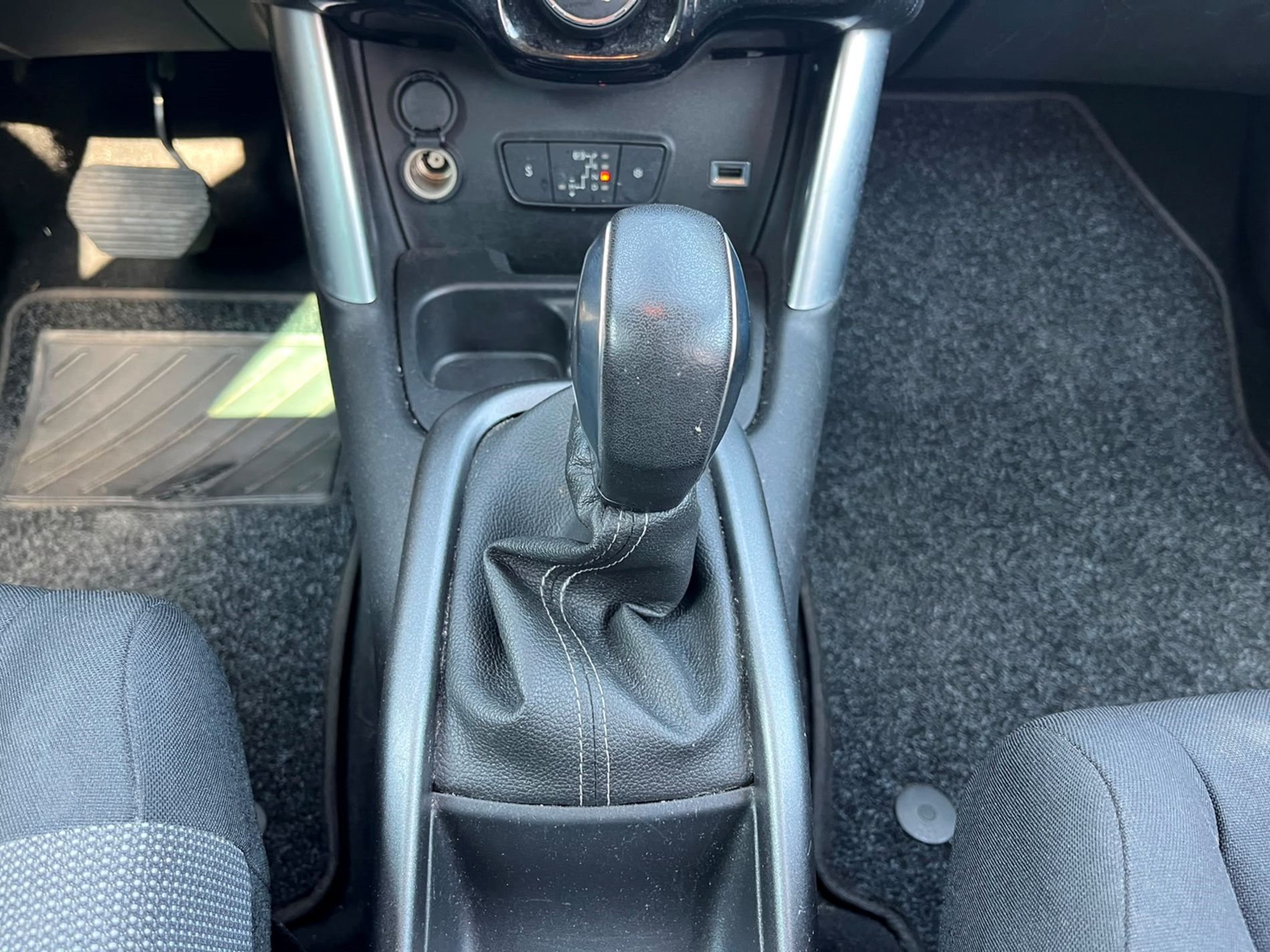 Aircross 1.2 puretech Feel s&s 110cv eat6 - SENZA VINCOLI DI FINANZIAMENTO - Gallotti Auto