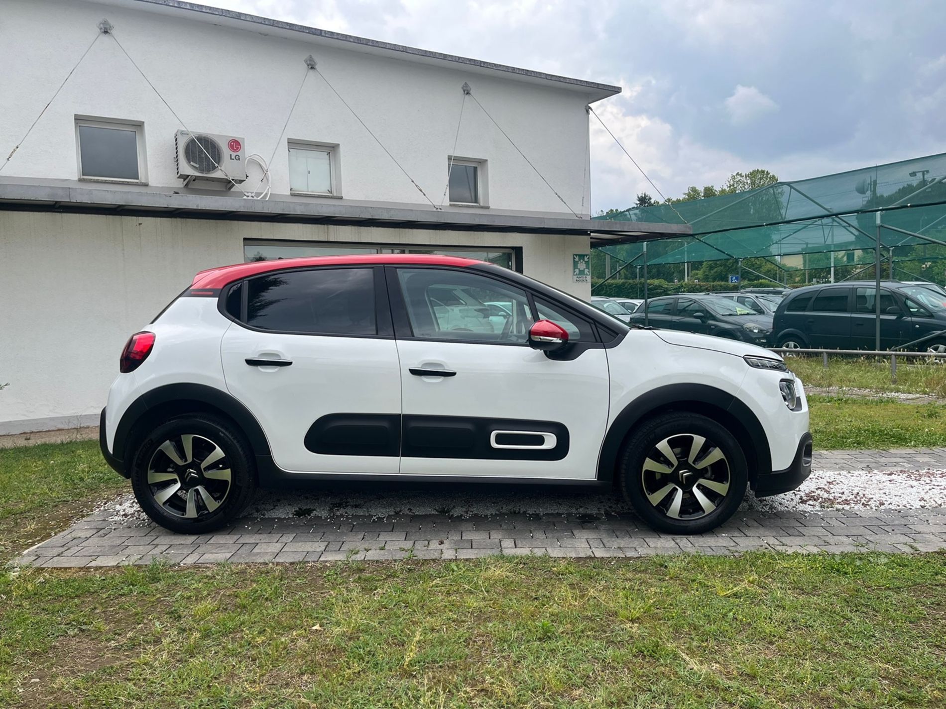 1.2 puretech Shine s&s 110cv EAT6 - Gallotti Auto