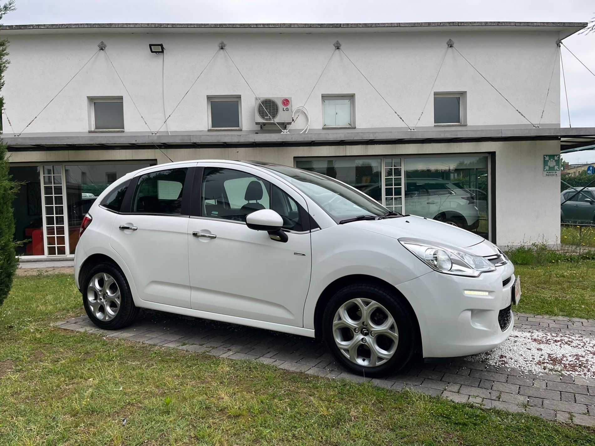 1.2 puretech 82cv - SENZA VINCOLI DI FINANZIAMENTO - Gallotti Auto