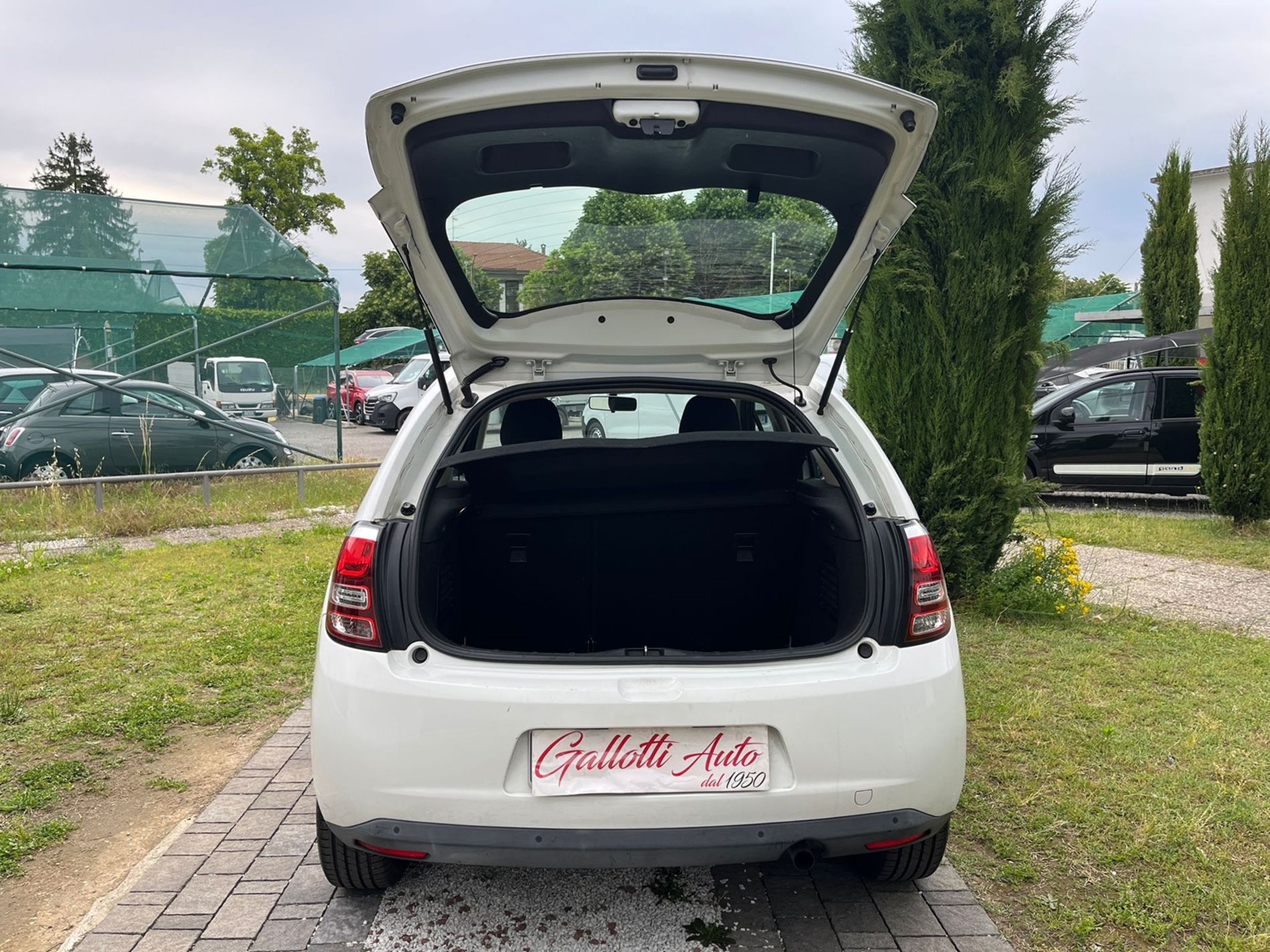 1.2 puretech 82cv - SENZA VINCOLI DI FINANZIAMENTO - Gallotti Auto