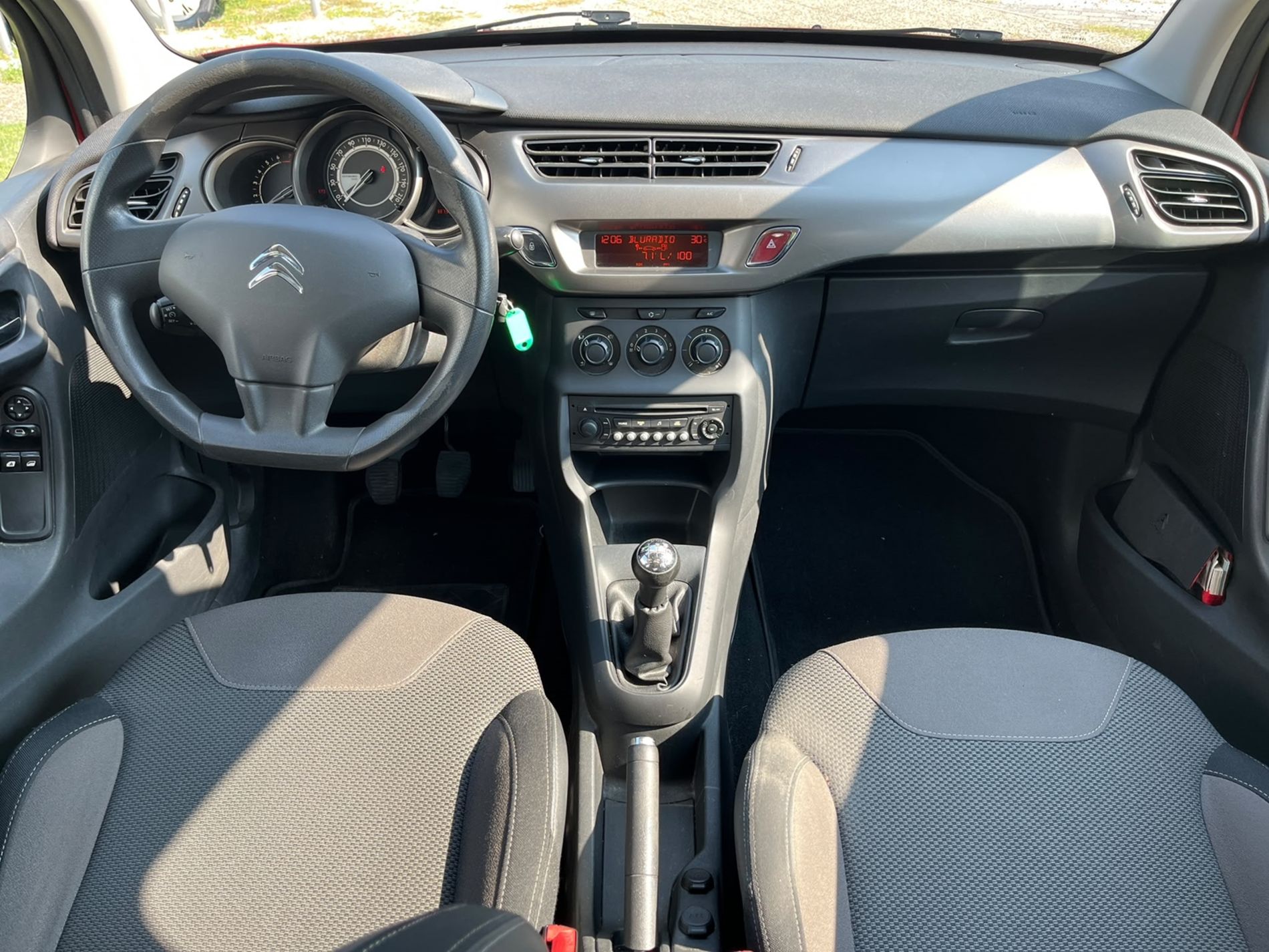 1.2 Exclusive 82cv - RISERVATA A COMMERCIANTI D’AUTO - Gallotti Auto