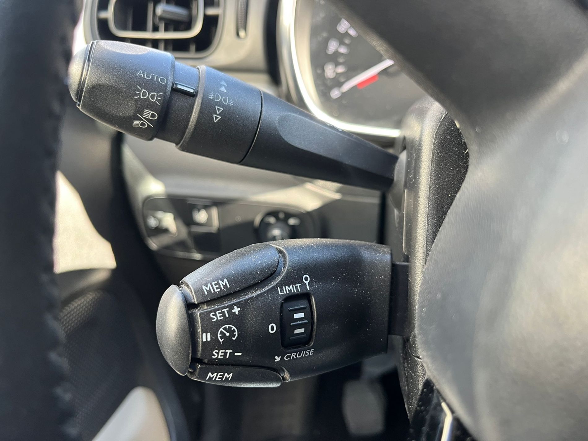 1.2 puretech Shine 82cv - Gallotti Auto