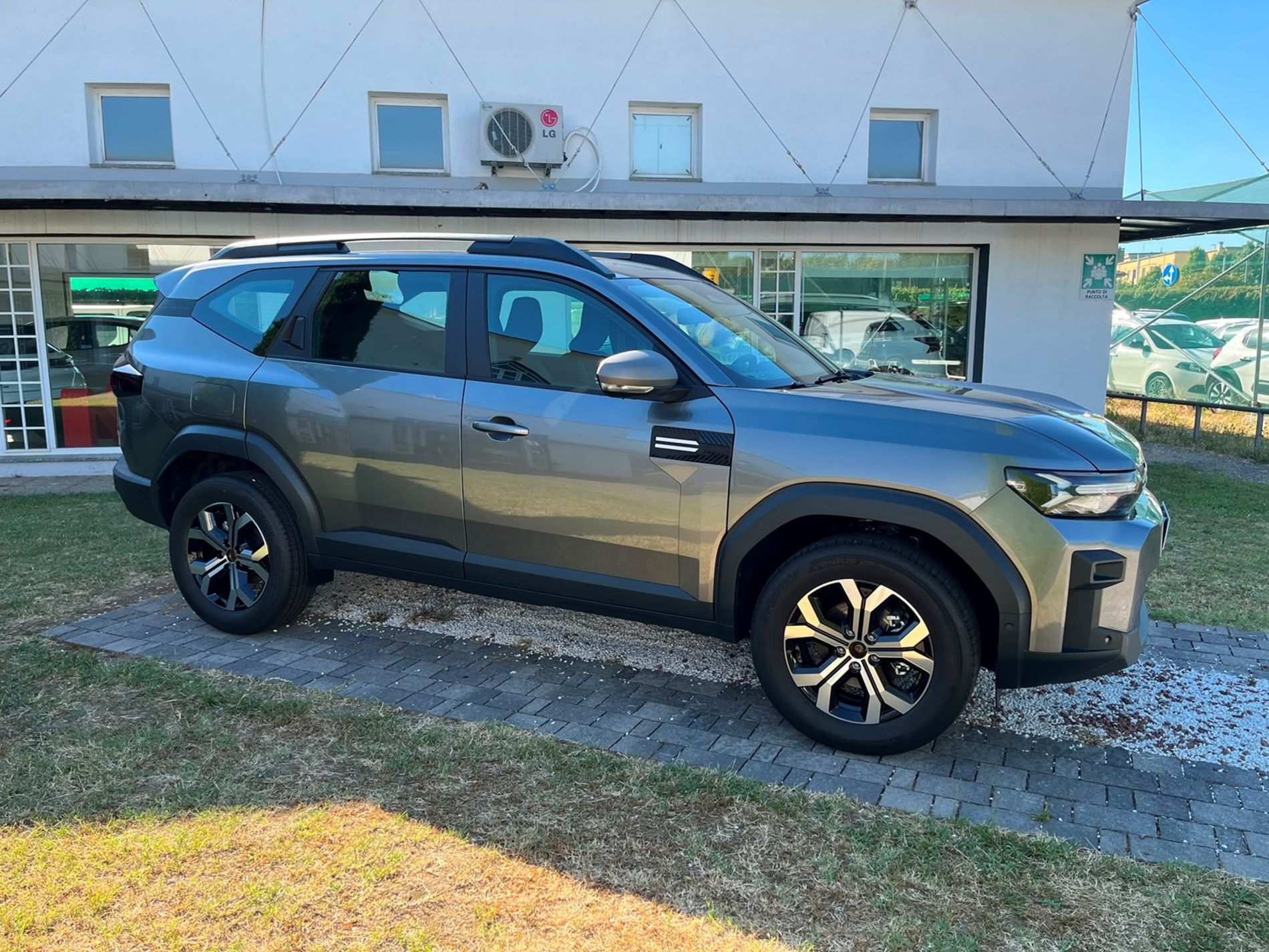 full Hybrid 155cv - SENZA VINCOLI DI FINANZIAMENTO - Gallotti Auto