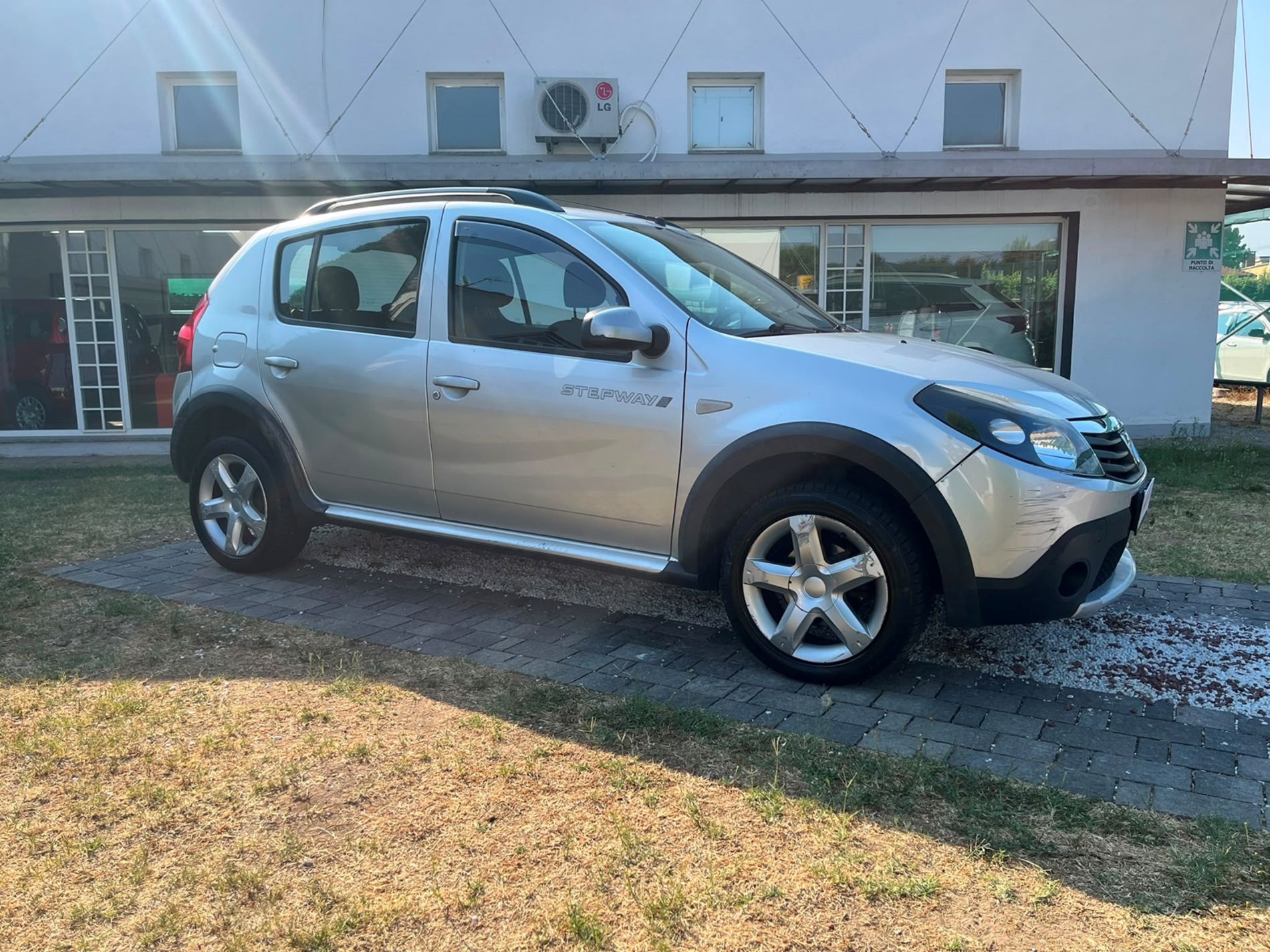 1.5 dci Stepway 90cv E5  - RISERVATA A COMMERCIANTI D’AUTO - Gallotti Auto