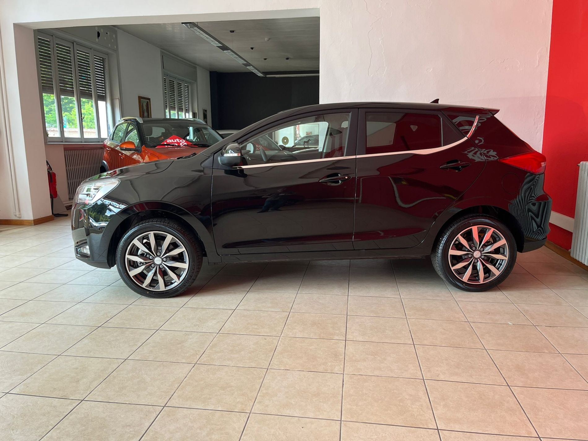 1.5 Gpl/bz 107cv - NEOPATENTATI - Gallotti Auto