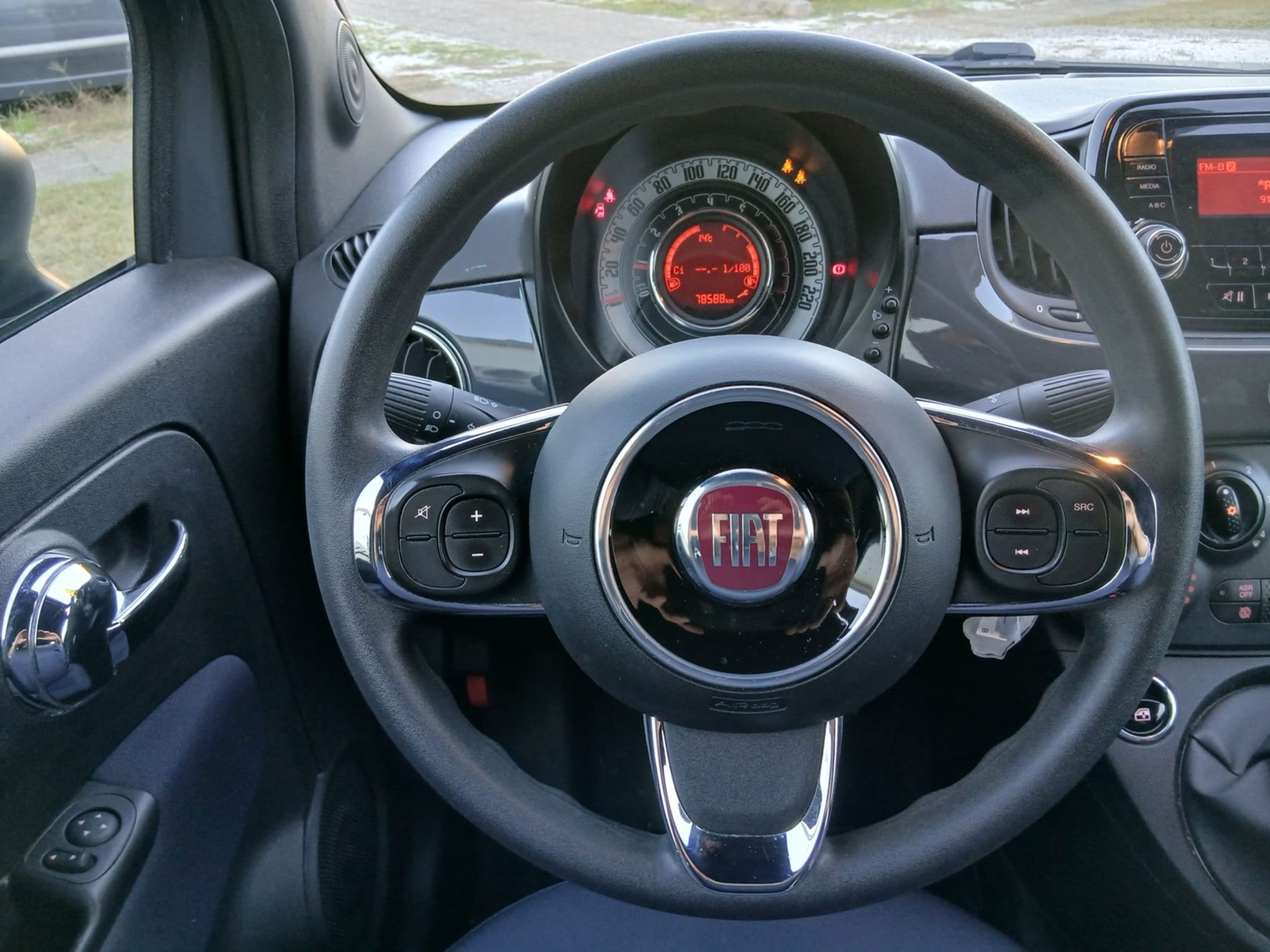 FIAT 500 CABRIO CULT 1.0 HYBRID 70cv - NEOPATENTATI - Gallotti Auto