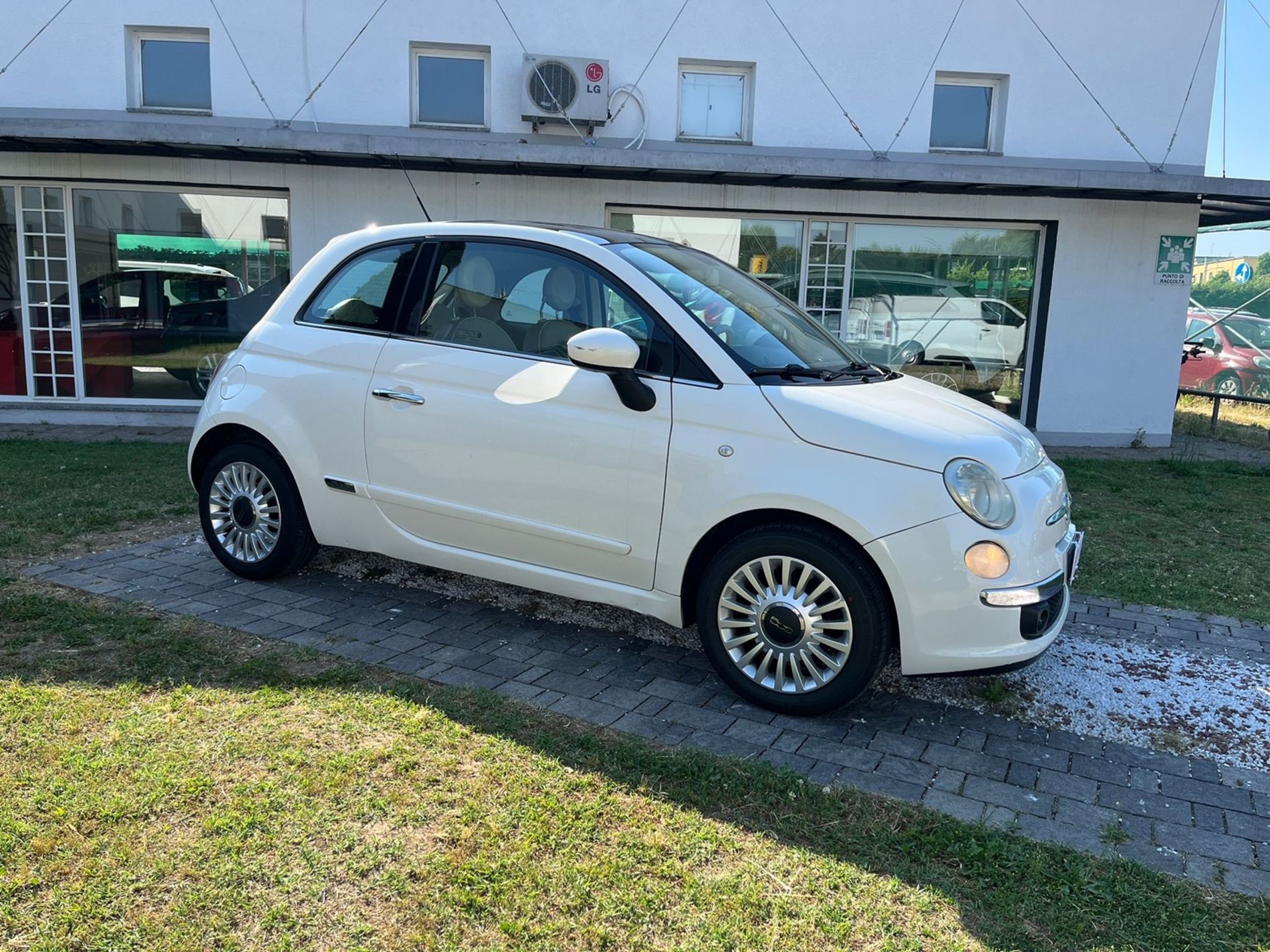 1.2 Lounge 69cv - RISERVATA A COMMERCIANTI D’AUTO - Gallotti Auto