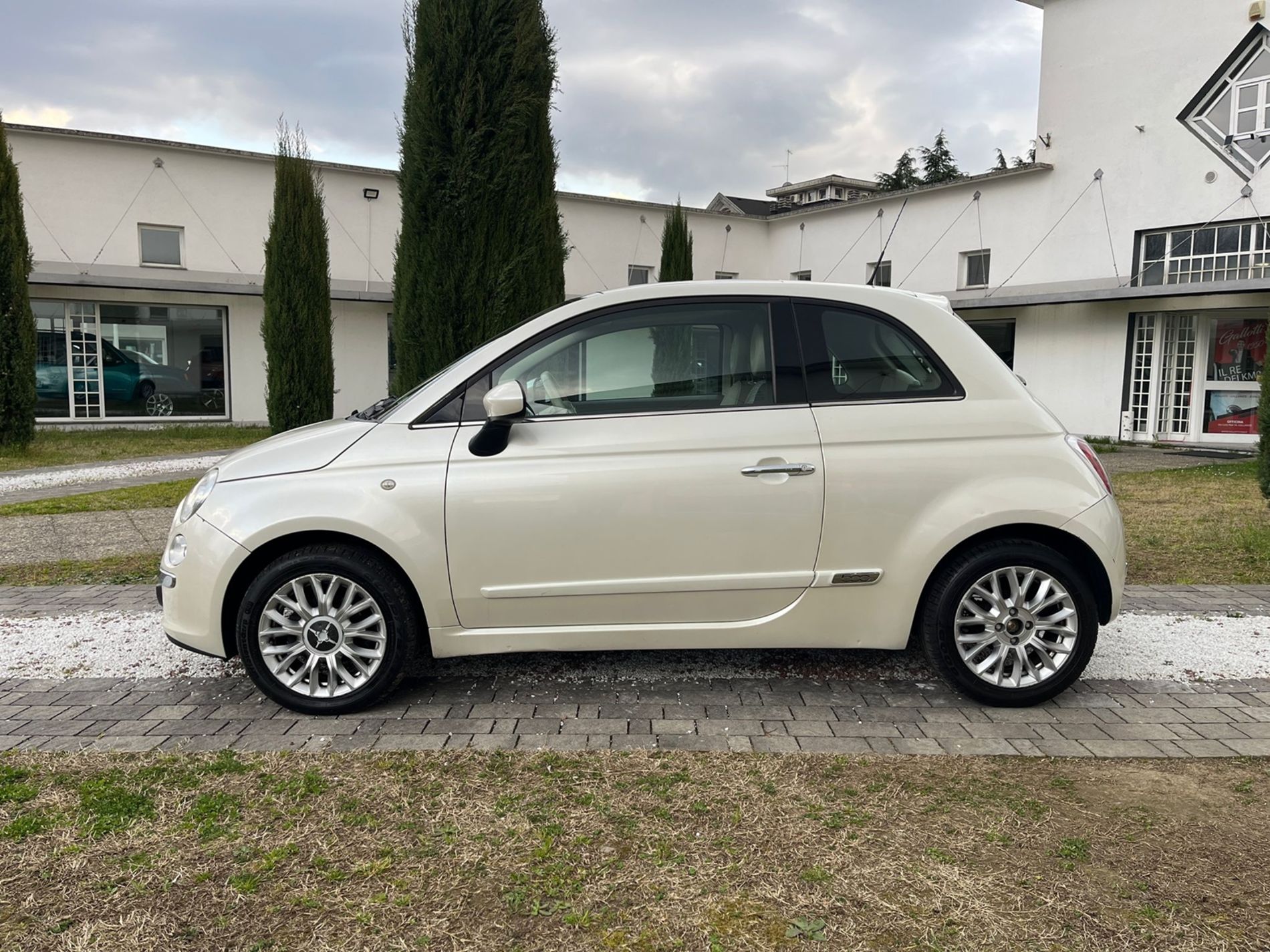 Pop 1.2 benzina 69cv - RISERVATA A COMMERCIANTI D’AUTO - Gallotti Auto
