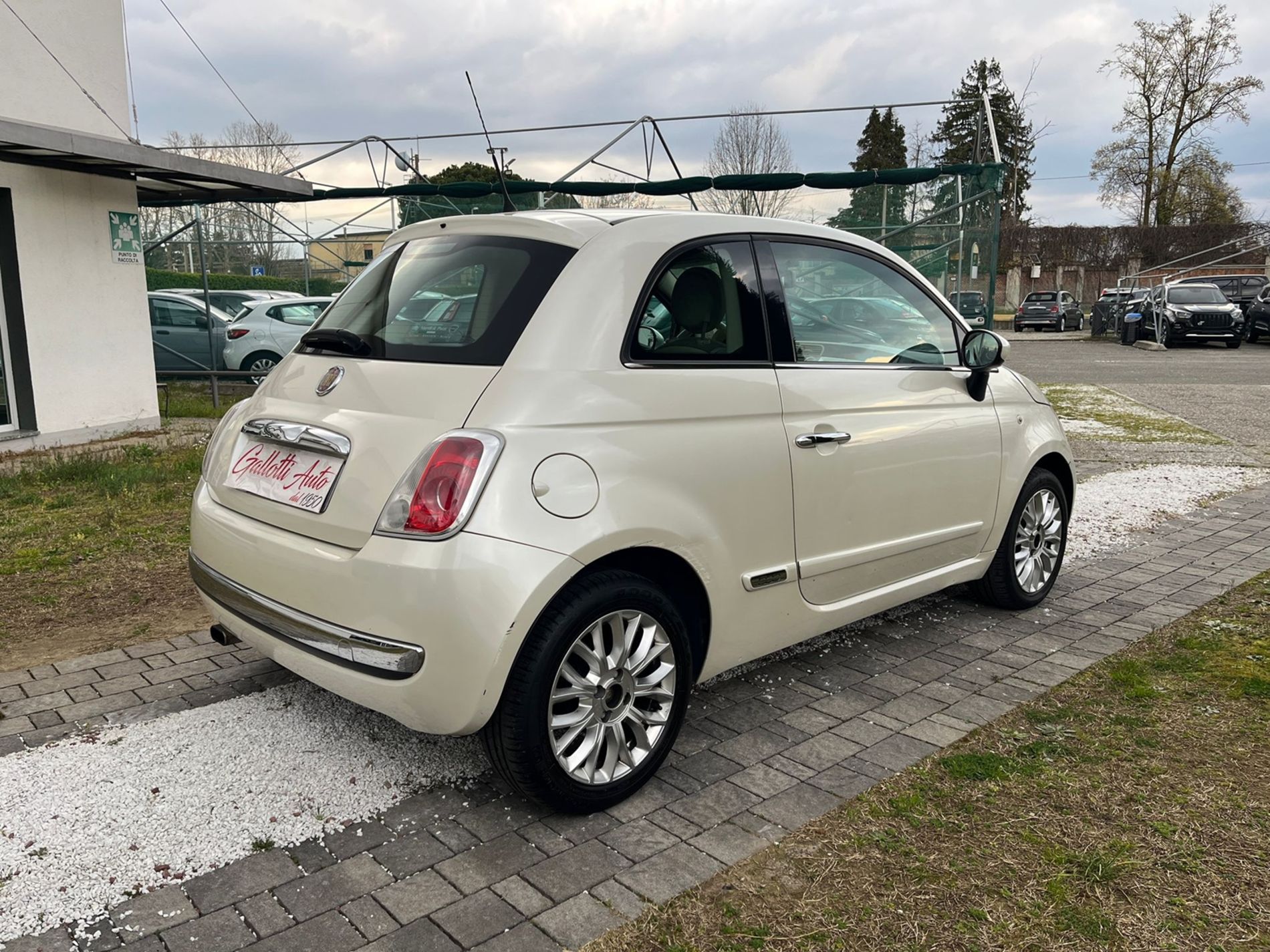 Pop 1.2 benzina 69cv - RISERVATA A COMMERCIANTI D’AUTO - Gallotti Auto