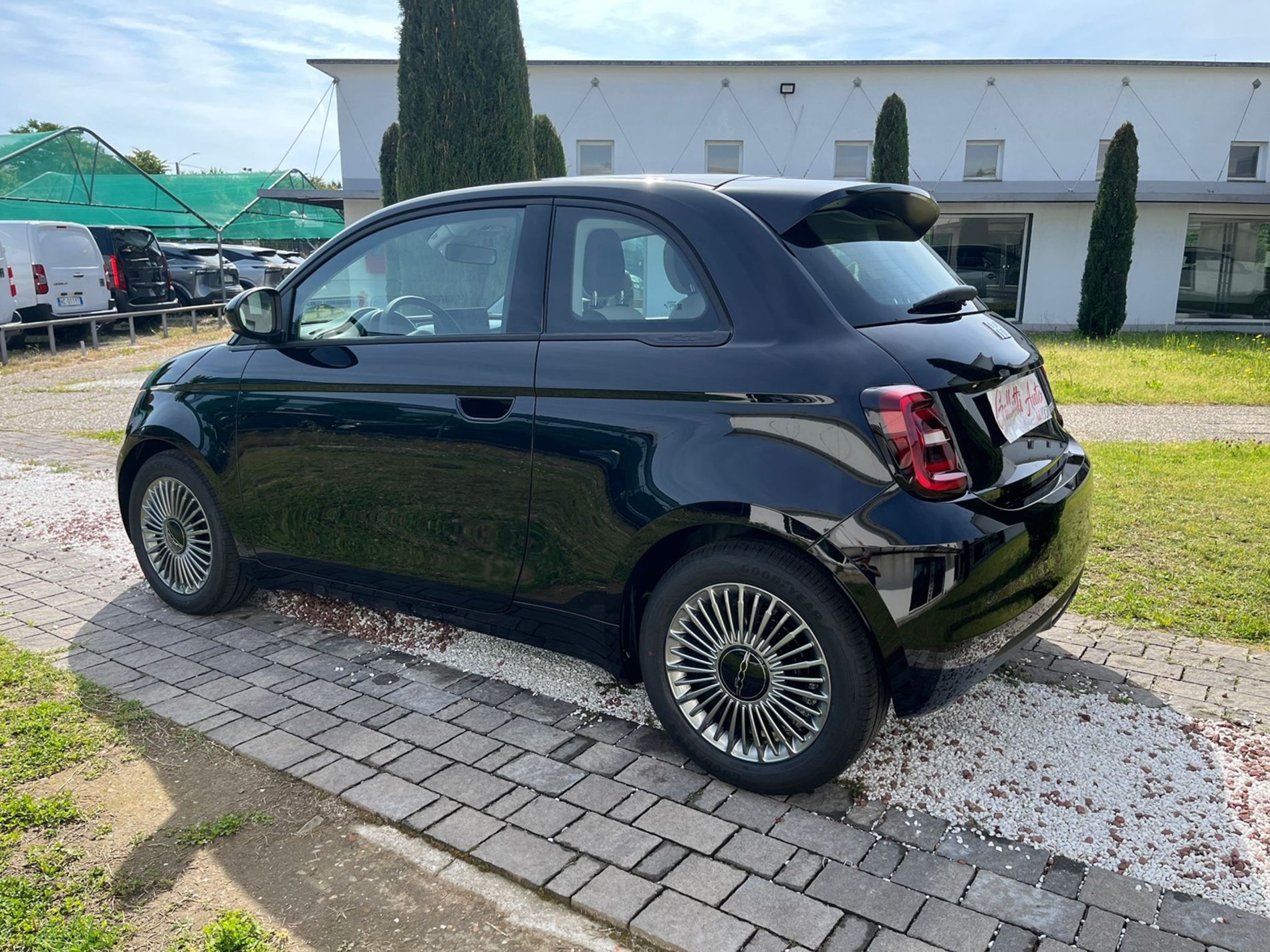 Icon 1.0 hybrid 65cv - Gallotti Auto