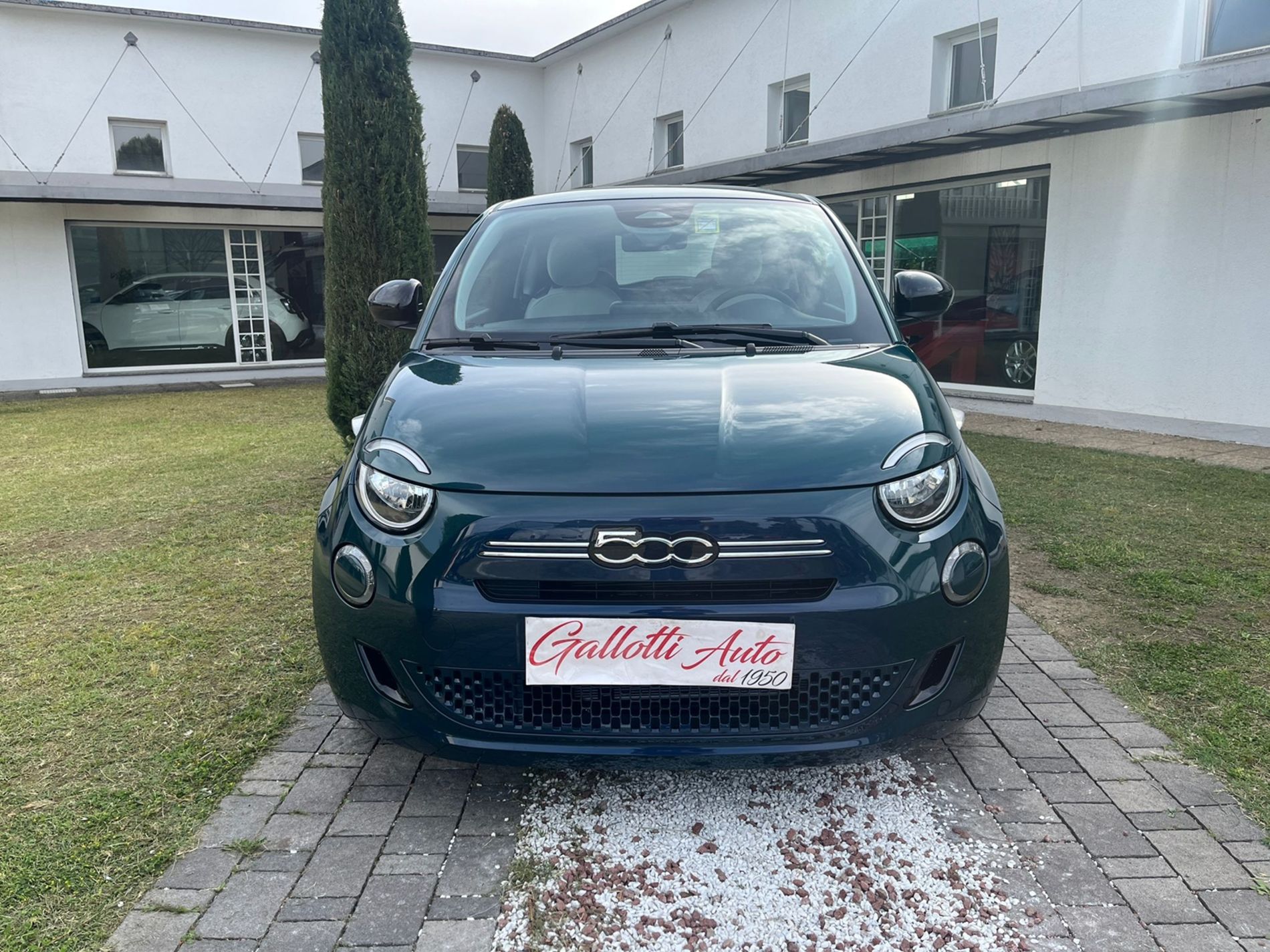 Icon 1.0 hybrid 65cv - Gallotti Auto