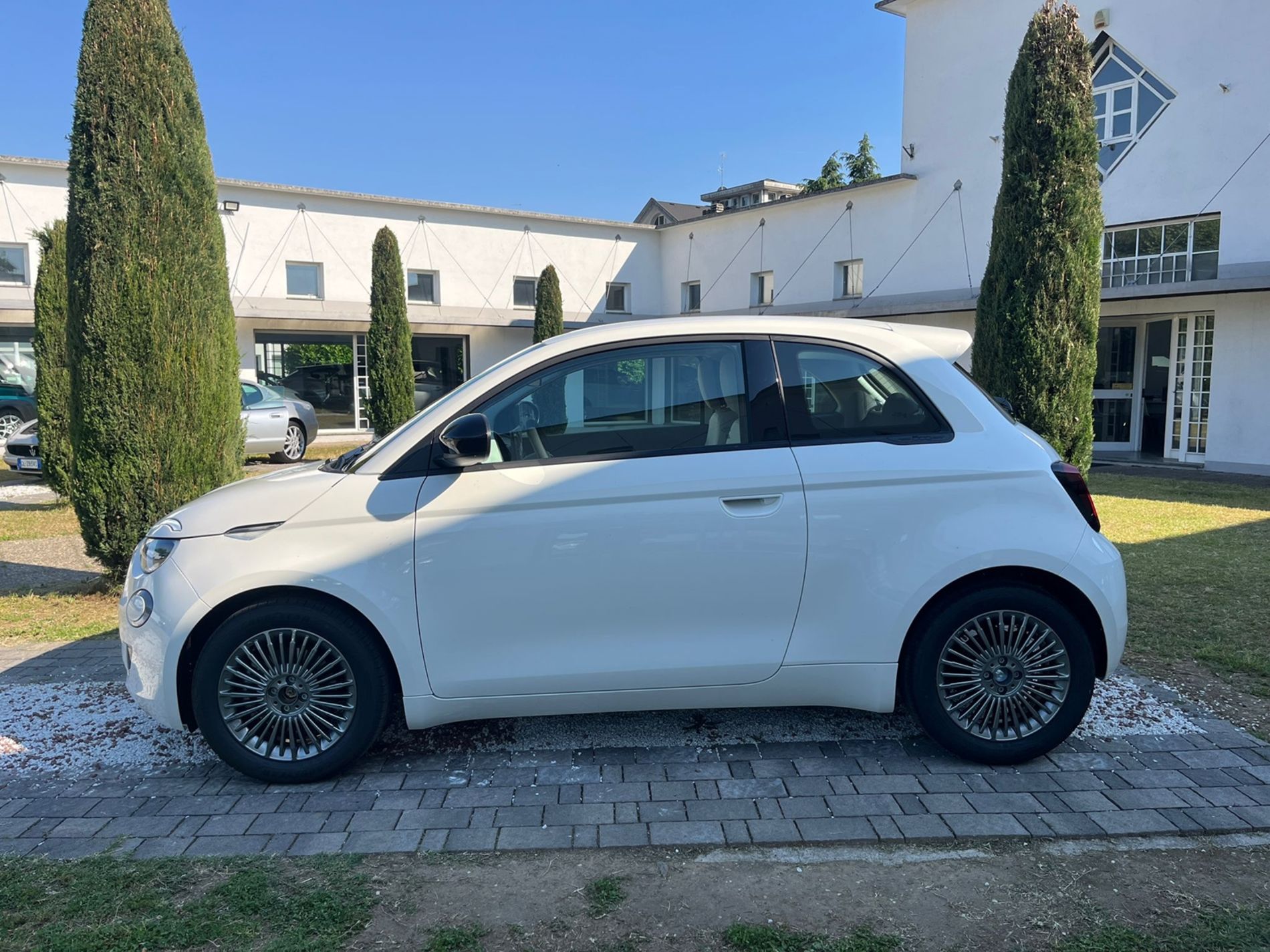 Icon 1.0 hybrid 65cv - Gallotti Auto