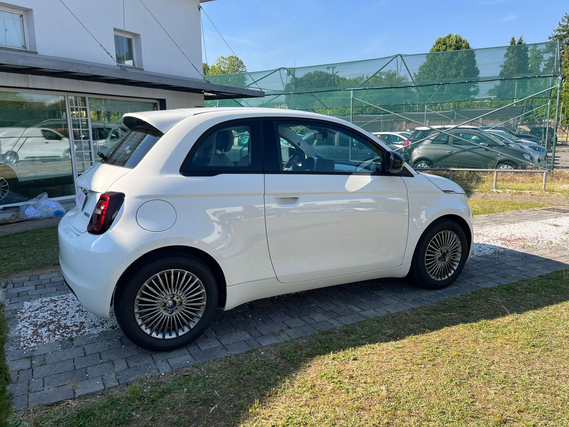 Icon 1.0 hybrid 65cv - Gallotti Auto