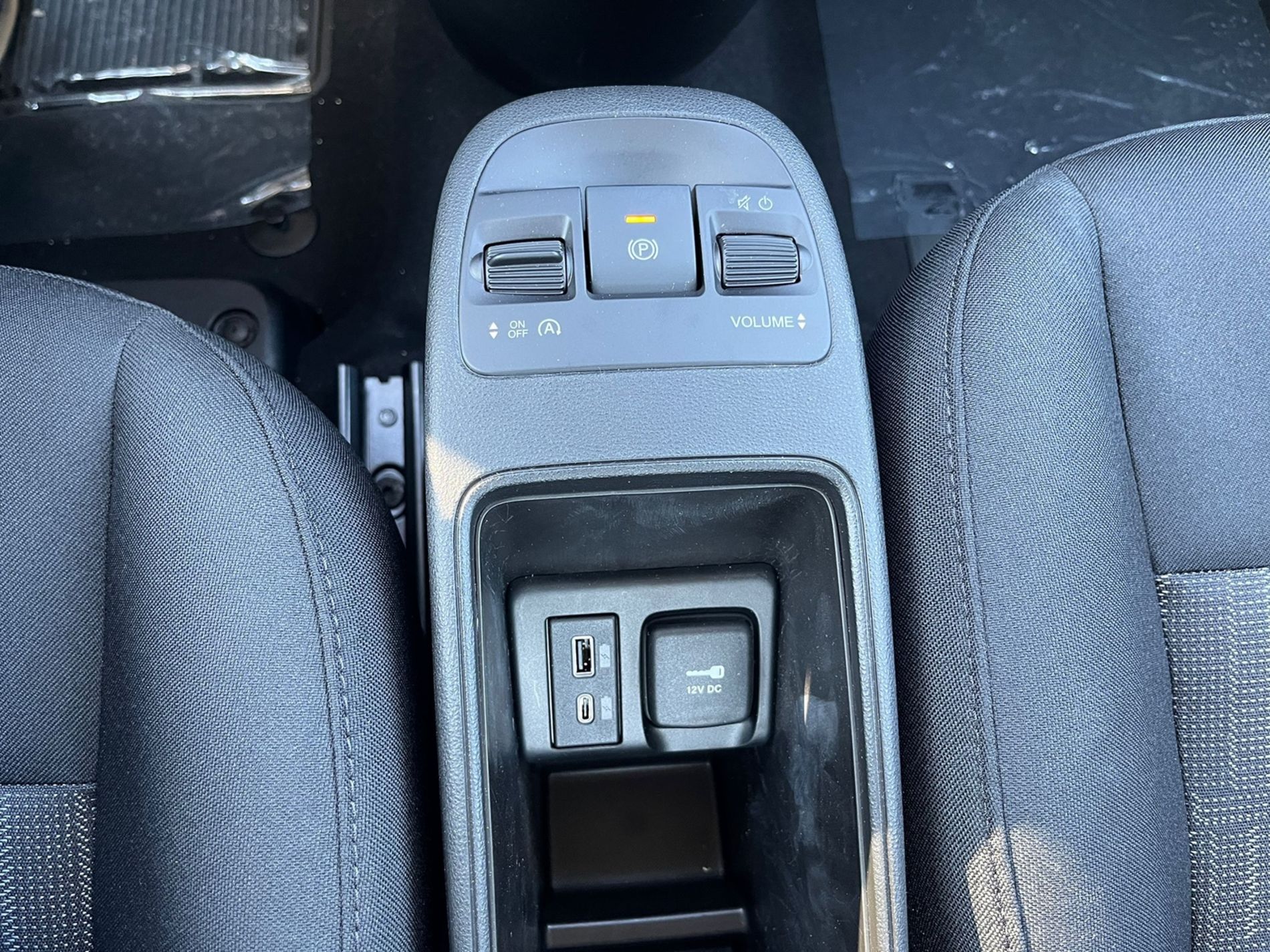 Icon 1.0 hybrid 65cv - Gallotti Auto
