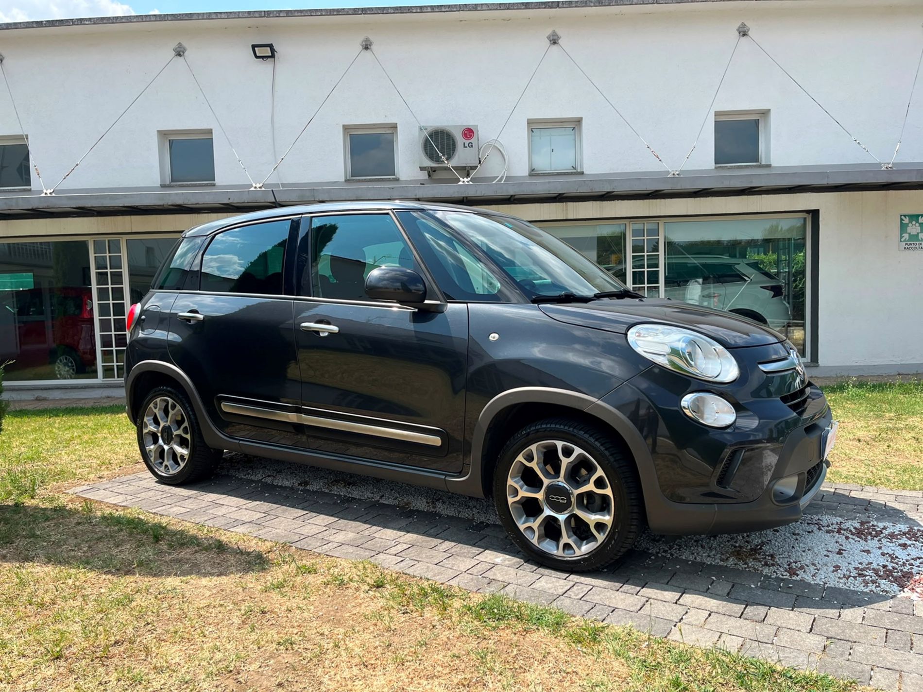 1.3 mjt Trekking 95cv - SENZA VINCOLI DI FINANZIAMENTO - Gallotti Auto