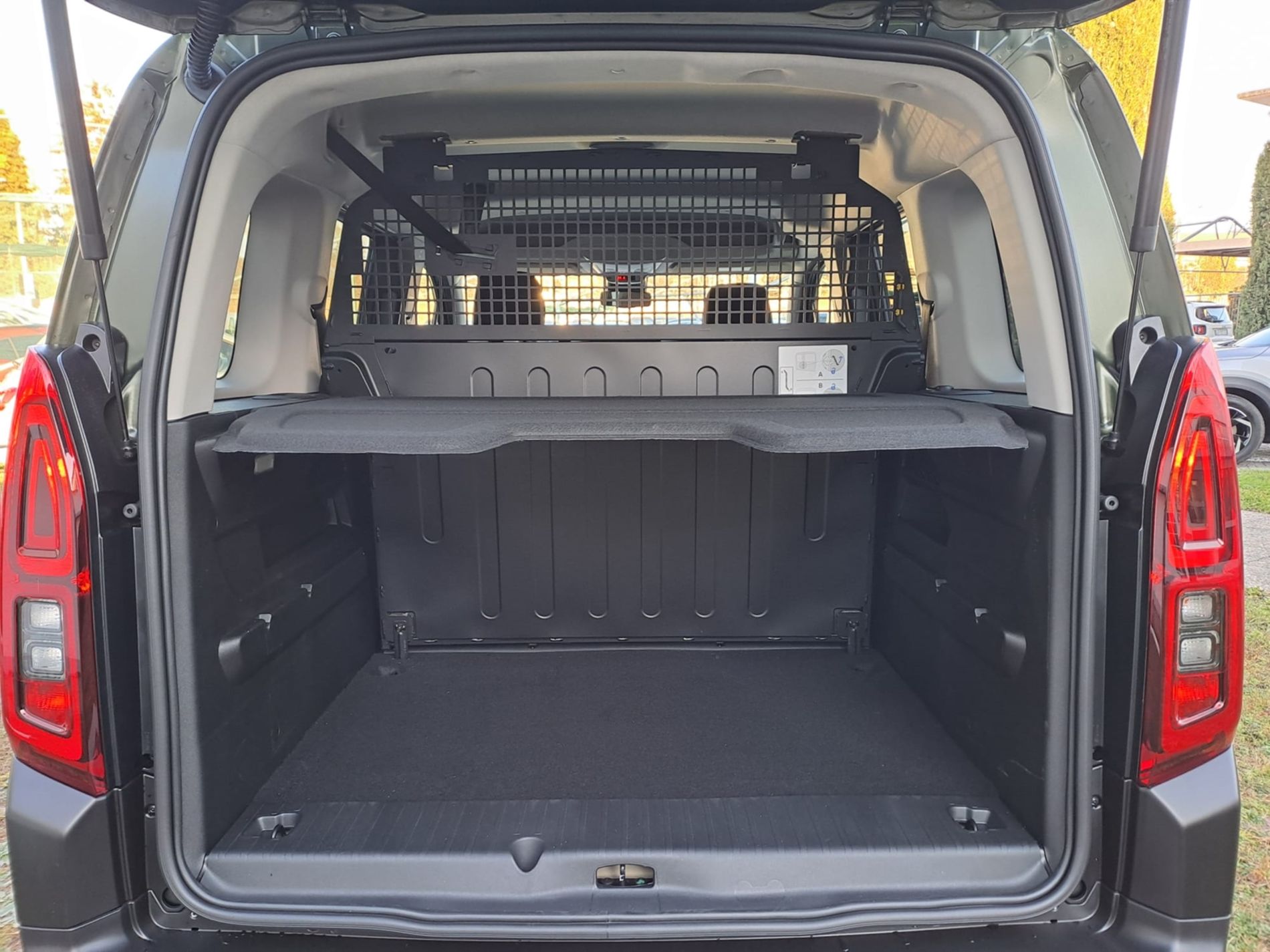 COMBI 5posti N1 L1 1.5 diesel 130CV + IVA - Gallotti Auto