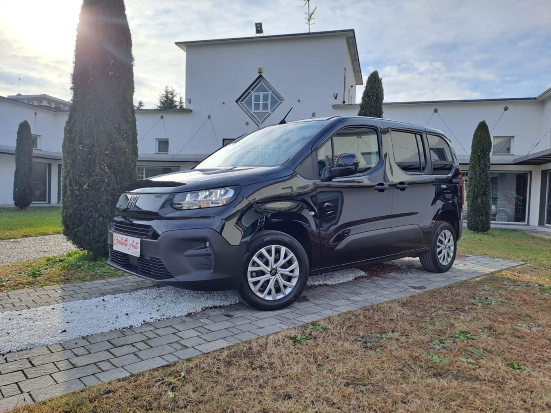 COMBI 5posti N1 L1 1.5 diesel 130CV + IVA - Gallotti Auto