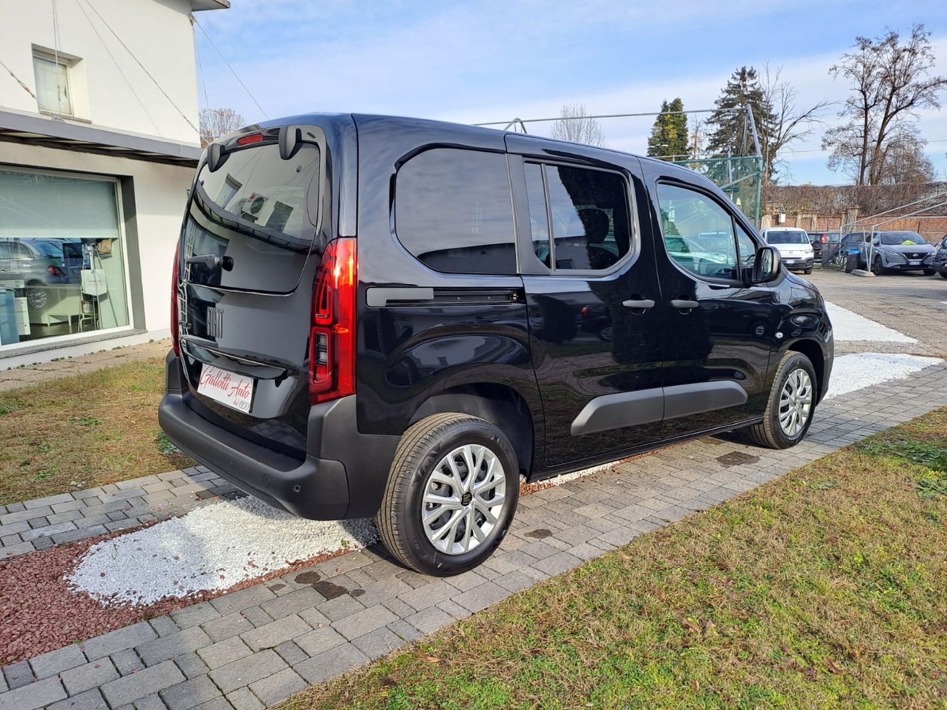 COMBI 5posti N1 L1 1.5 diesel 130CV + IVA - Gallotti Auto