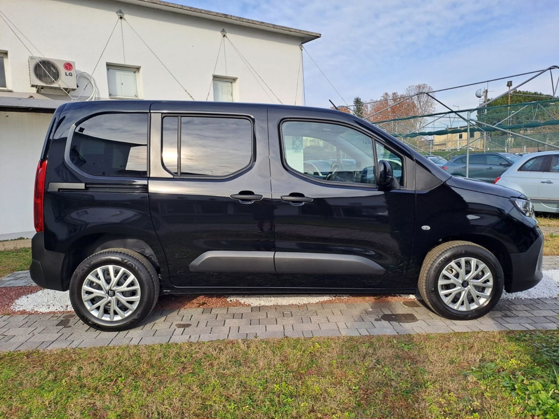 COMBI 5posti N1 L1 1.5 diesel 130CV + IVA - Gallotti Auto