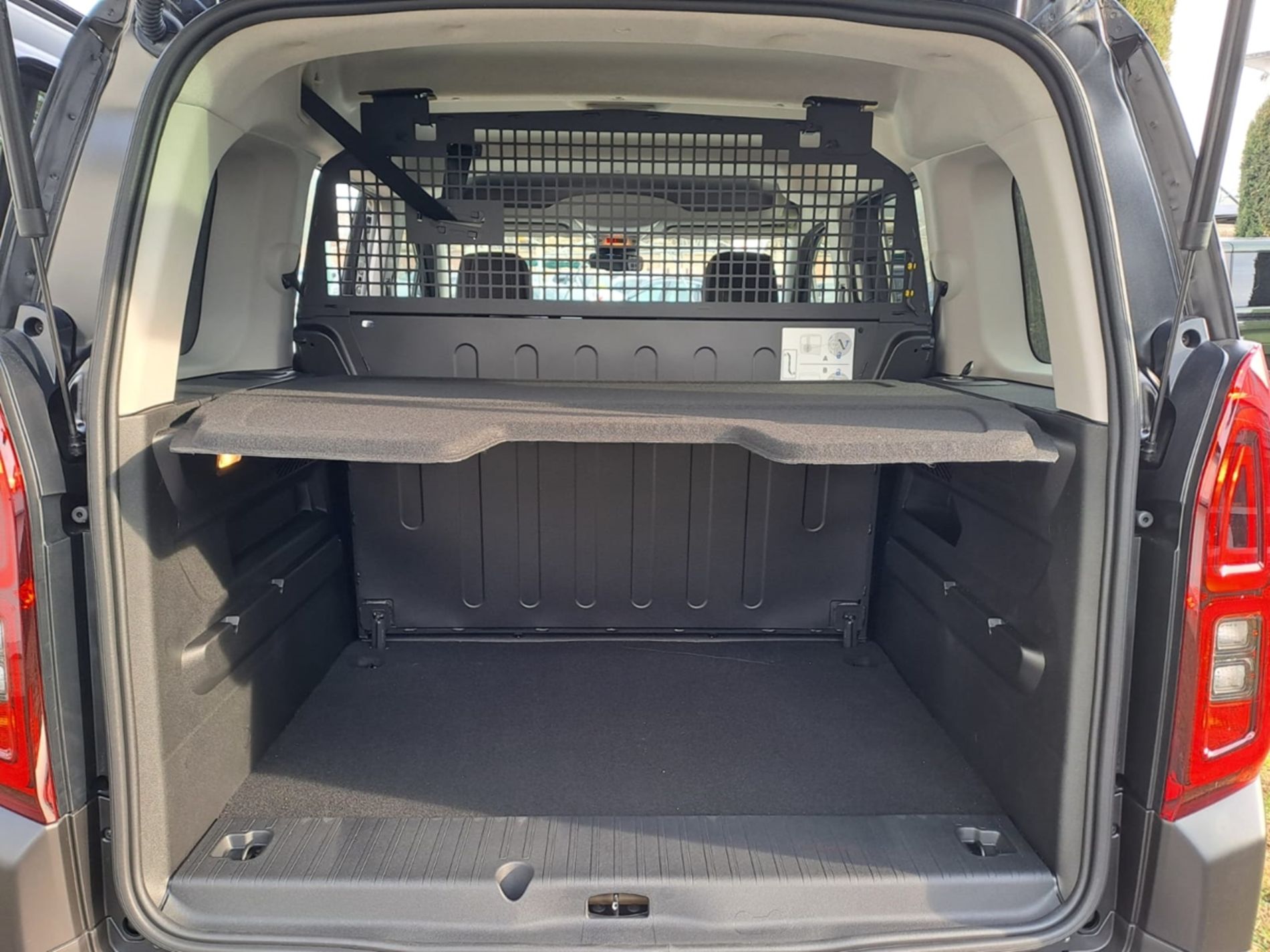 COMBI 5posti N1 L1 1.5 diesel 130CV + IVA - Gallotti Auto