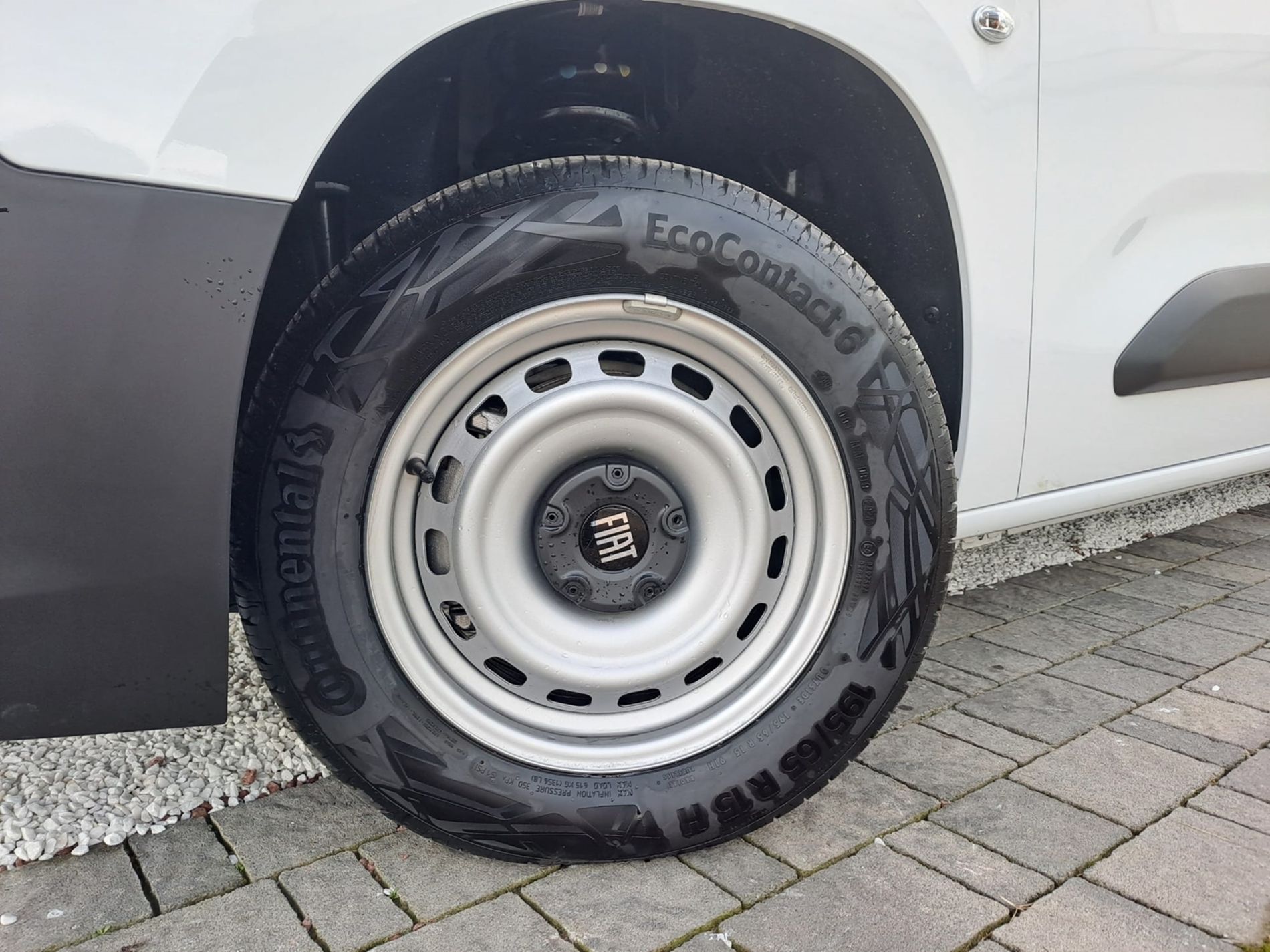 VAN 1.5 BLUEHDI 100cv + IVA - Gallotti Auto