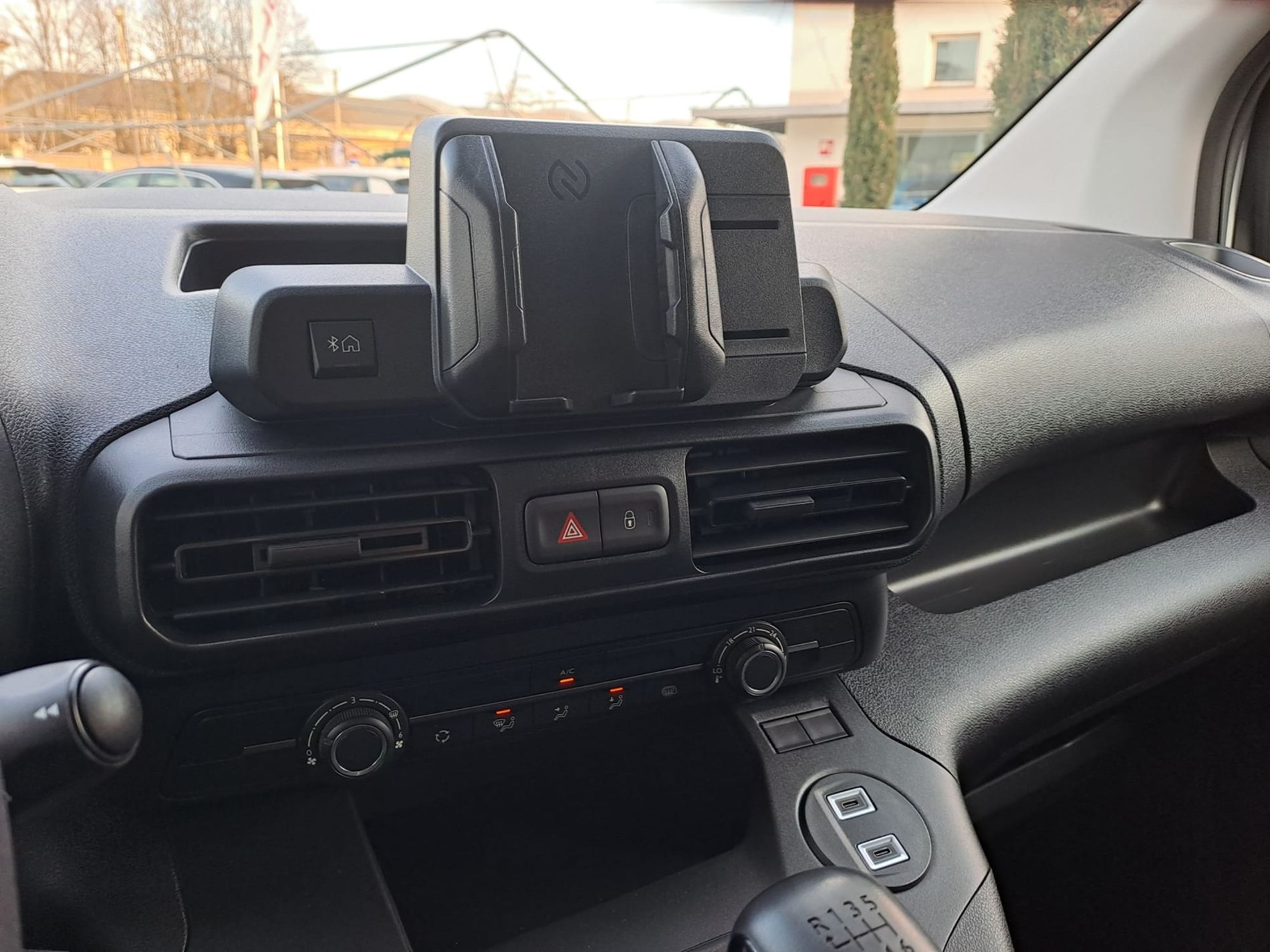 VAN 1.5 BLUEHDI 100cv + IVA - Gallotti Auto