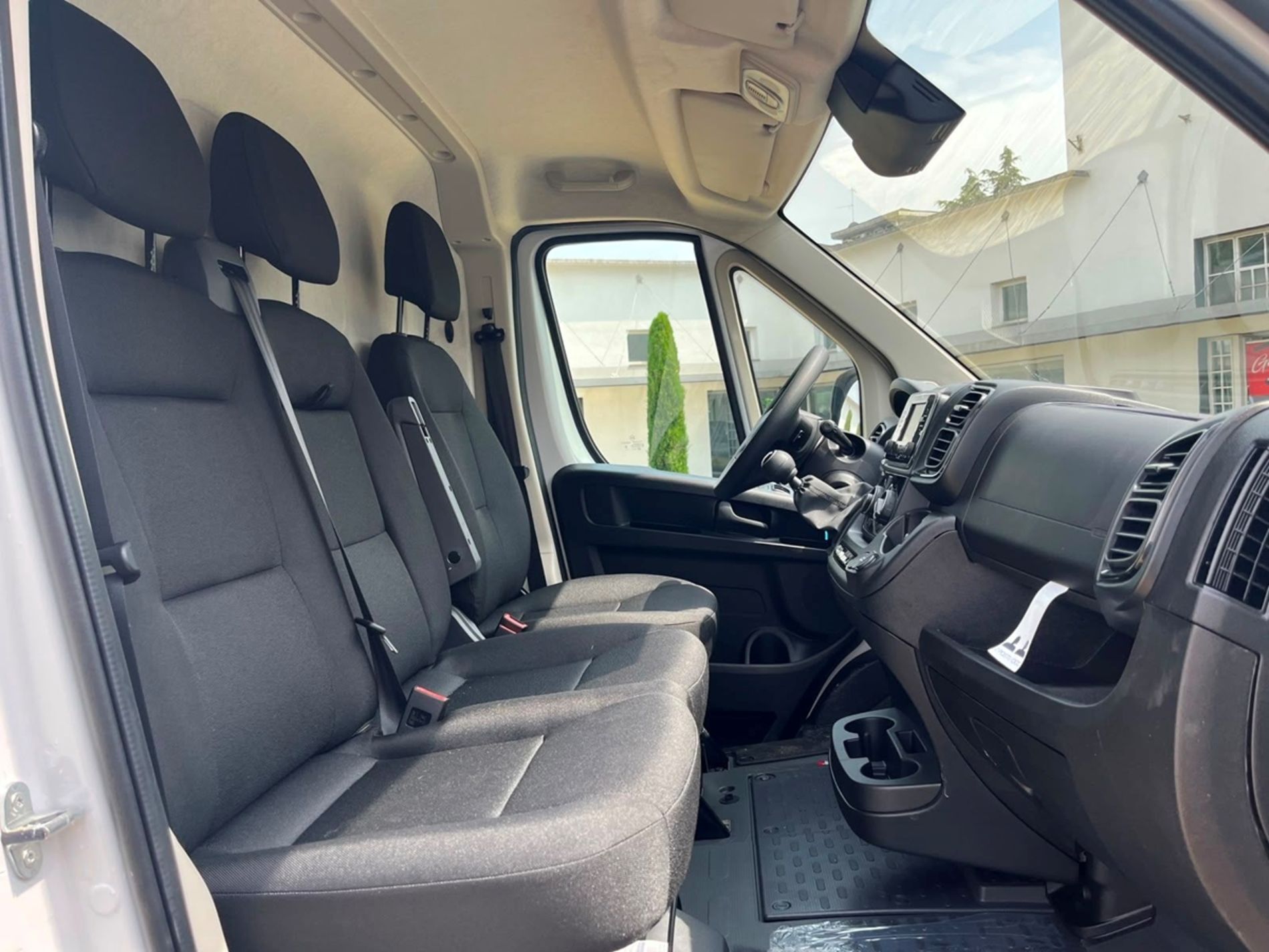 Furgone Lastrato L2H2 2.2 diesel 140cv MT + IVA - SENZA VINCOLI DI FINANZIAMENTO - Gallotti Auto