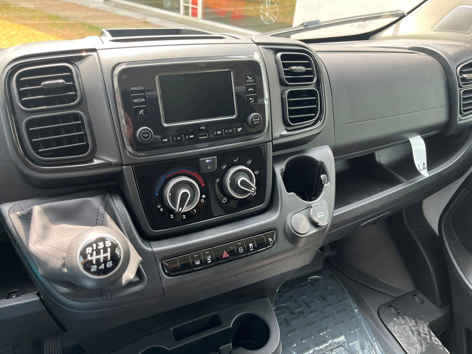 Furgone Lastrato L2H2 2.2 diesel 140cv MT + IVA - SENZA VINCOLI DI FINANZIAMENTO - Gallotti Auto