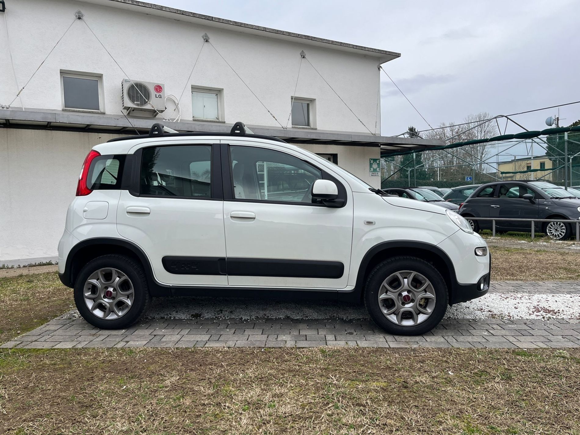 0.9 t.air turbo 4x4 85cv - RISERVATA A COMMERCIANTI D’AUTO - Gallotti Auto