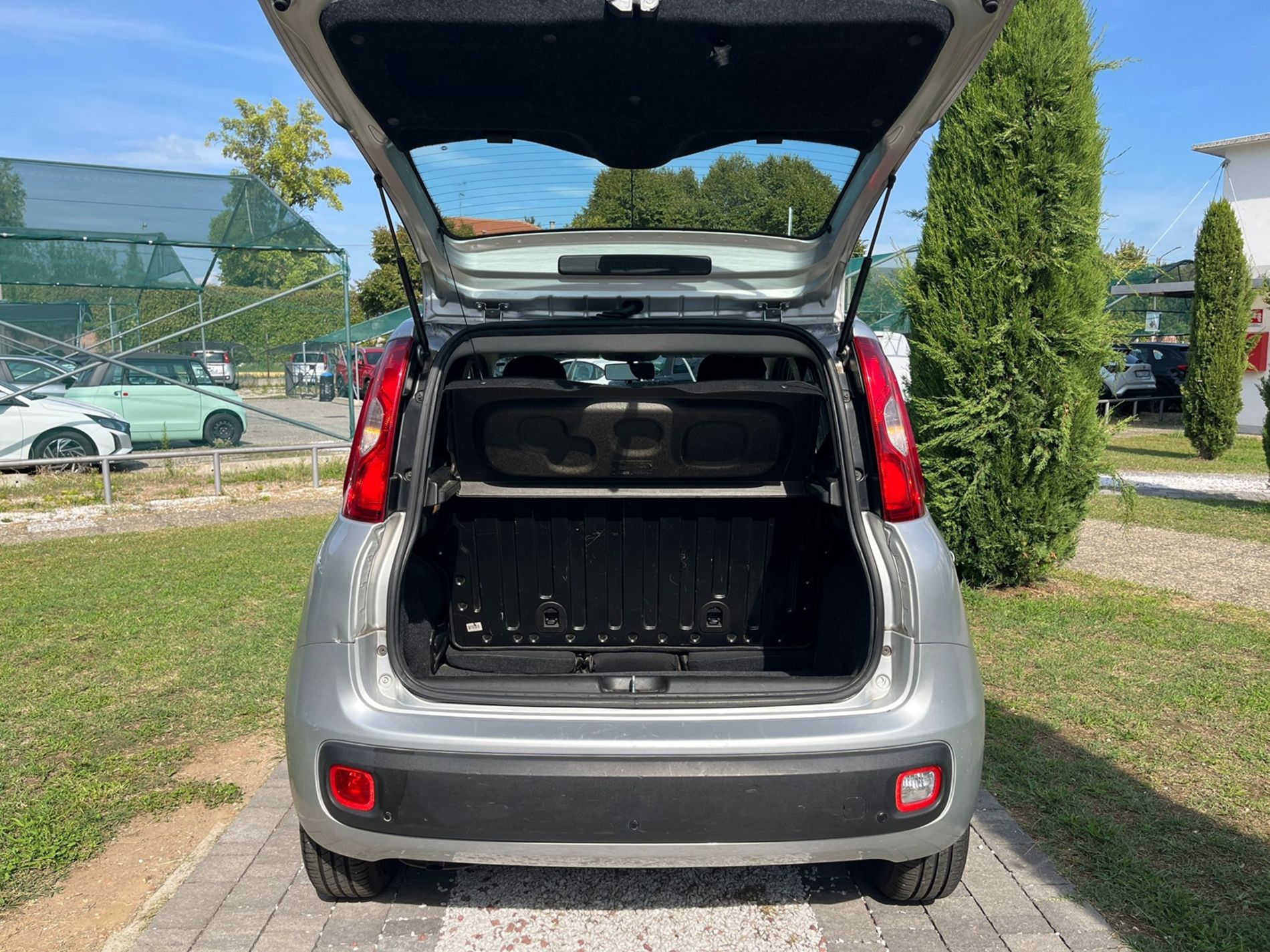 1.2 Lounge 69cv - RISERVATA A COMMERCIANTI D’AUTO - Gallotti Auto