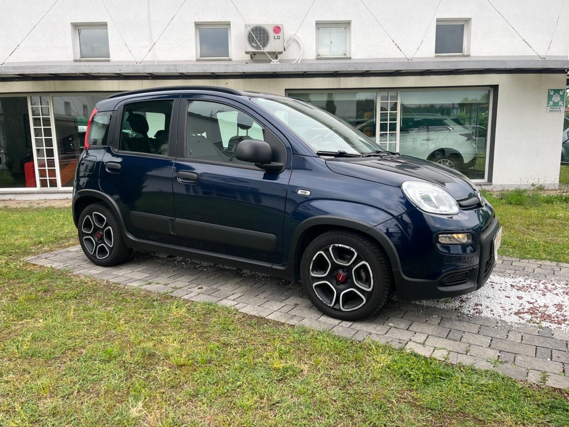 1.0 firefly hybrid City Life s&s 70cv - SENZA VINCOLI DI FINANZIAMENTO - Gallotti Auto
