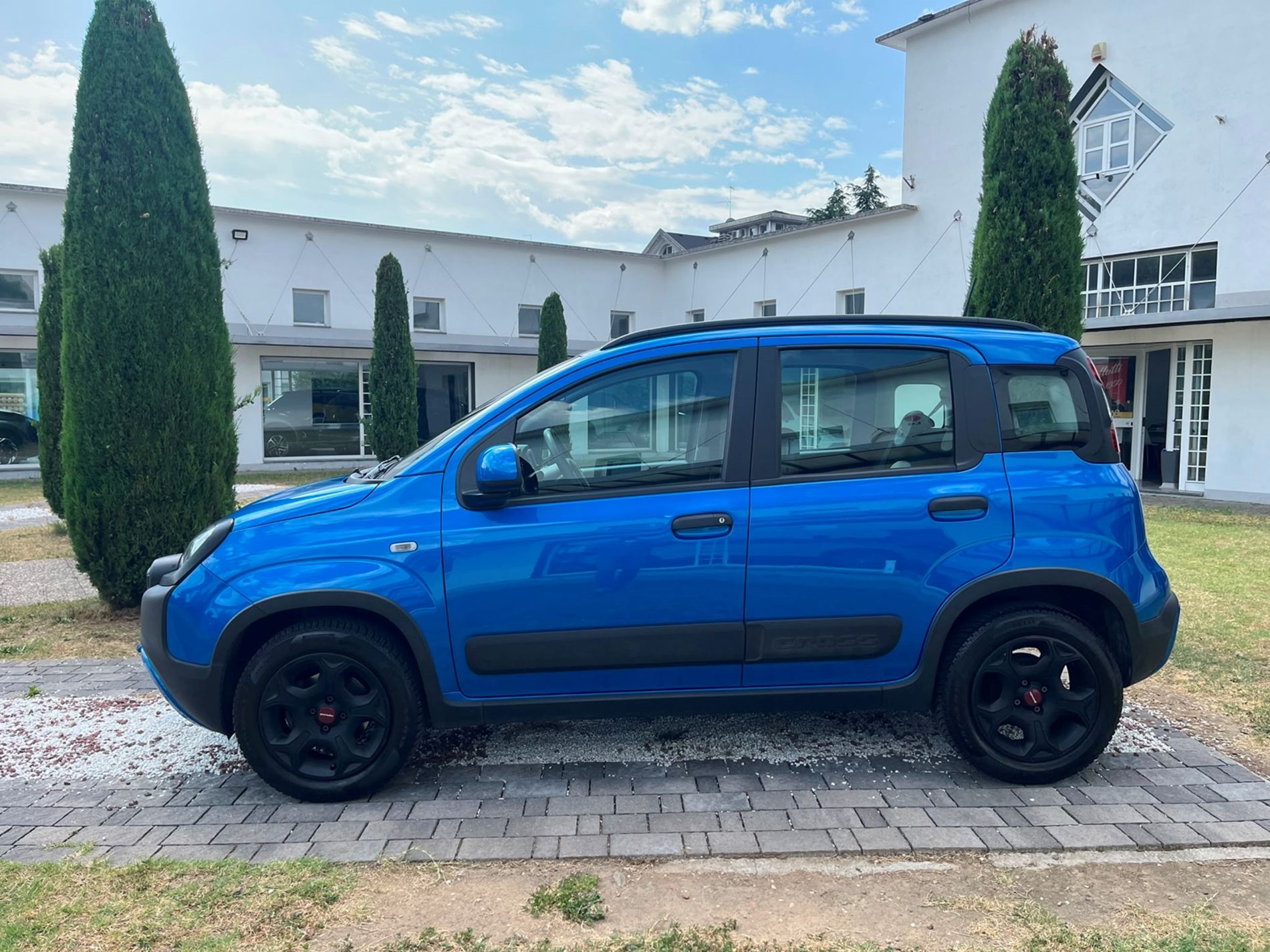 1.0 firefly hybrid s&s 70cv -RISERVATA A COMMERCIANTI D’AUTO - Gallotti Auto