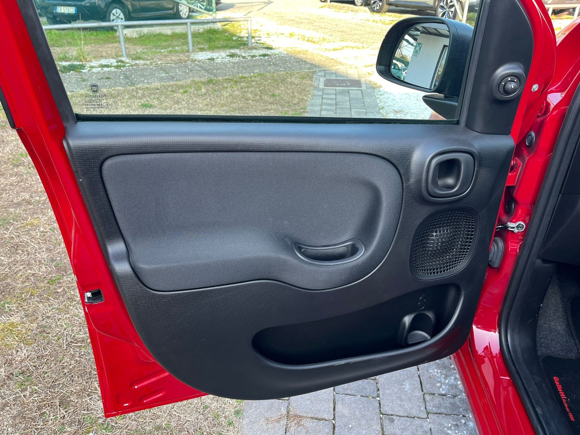 1.0 firefly hybrid Icon s&s 70cv 5p.ti - Gallotti Auto