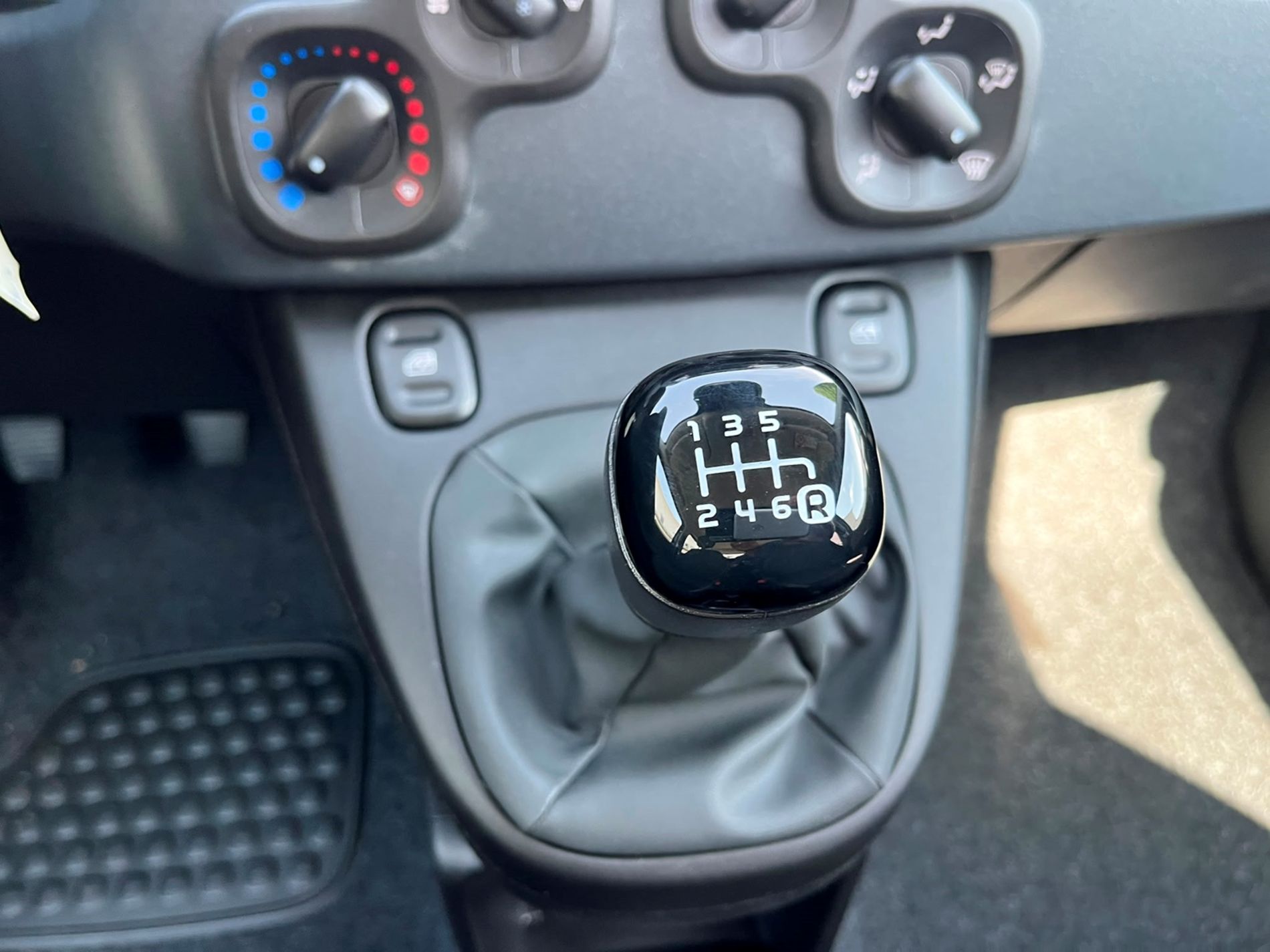 1.0 firefly hybrid Icon s&s 65cv 5p.ti - SENZA VINCOLI DI FINANZIAMENTO - Gallotti Auto