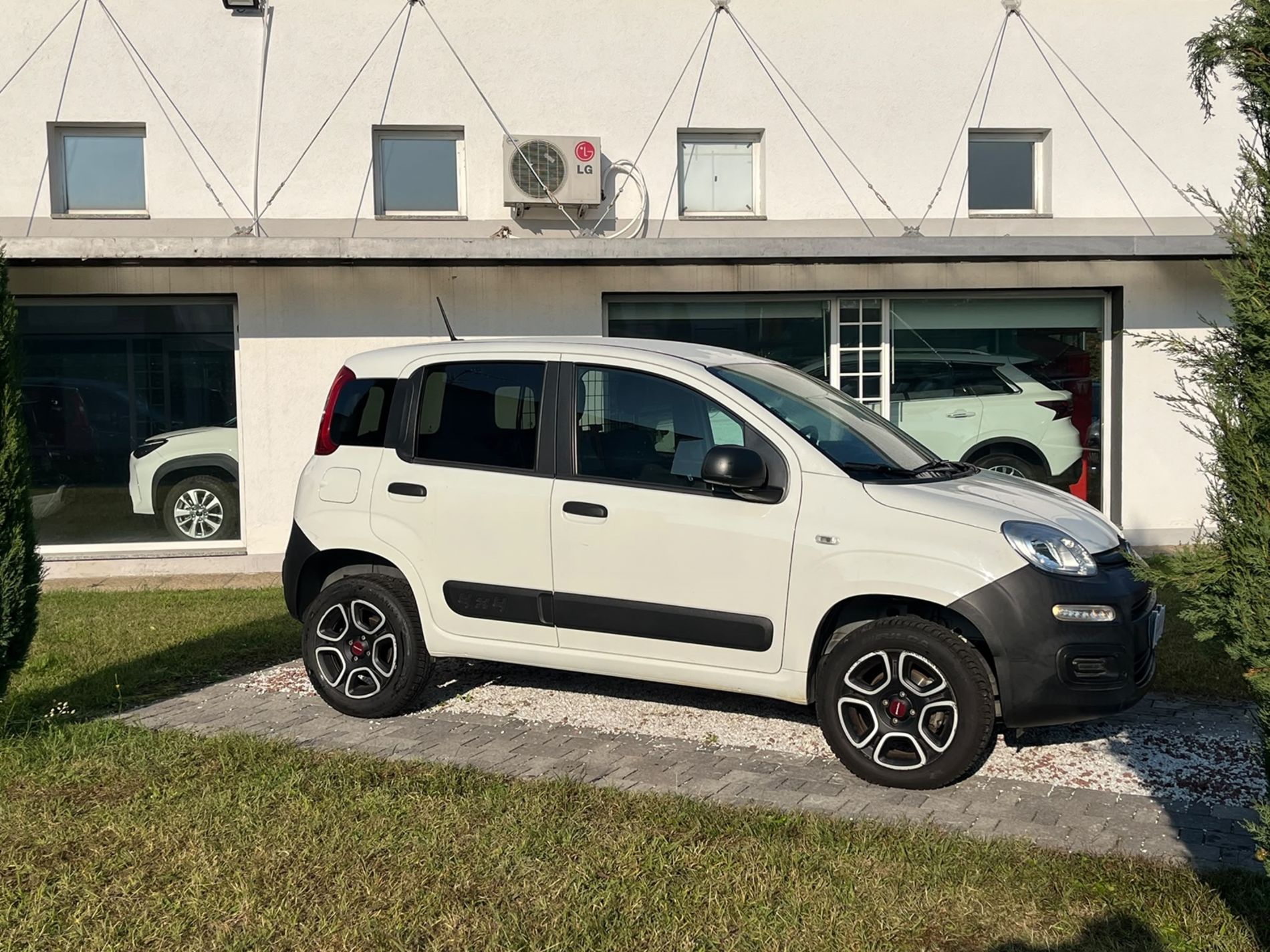 van 0.9 85cv 4x4 - SENZA VINCOLI DI FINANZIAMENTO - Gallotti Auto