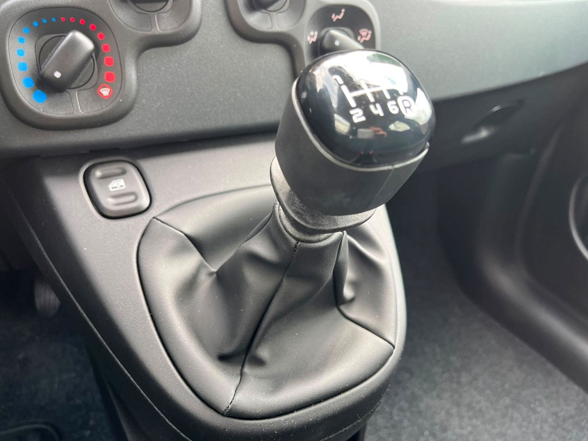 1.0 firefly Hybrid s&s 70cv - SENZA VINCOLI DI FINANZIAMENTO - Gallotti Auto