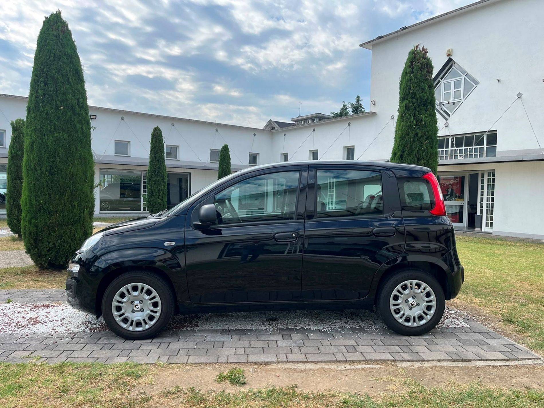 1.0 firefly Hybrid s&s 70cv - SENZA VINCOLI DI FINANZIAMENTO - Gallotti Auto