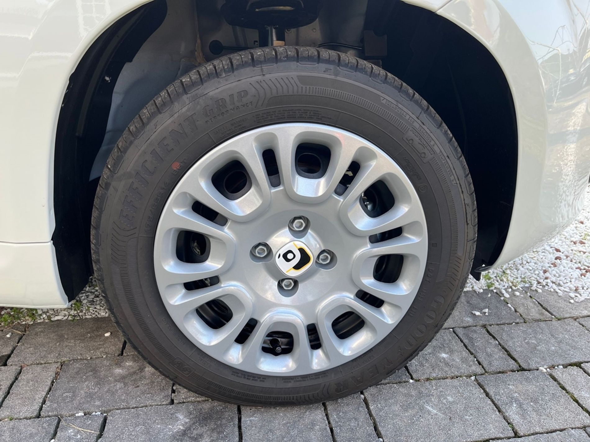 1.0 firefly Hybrid s&s 70cv - SENZA VINCOLI DI FINANZIAMENTO - Gallotti Auto