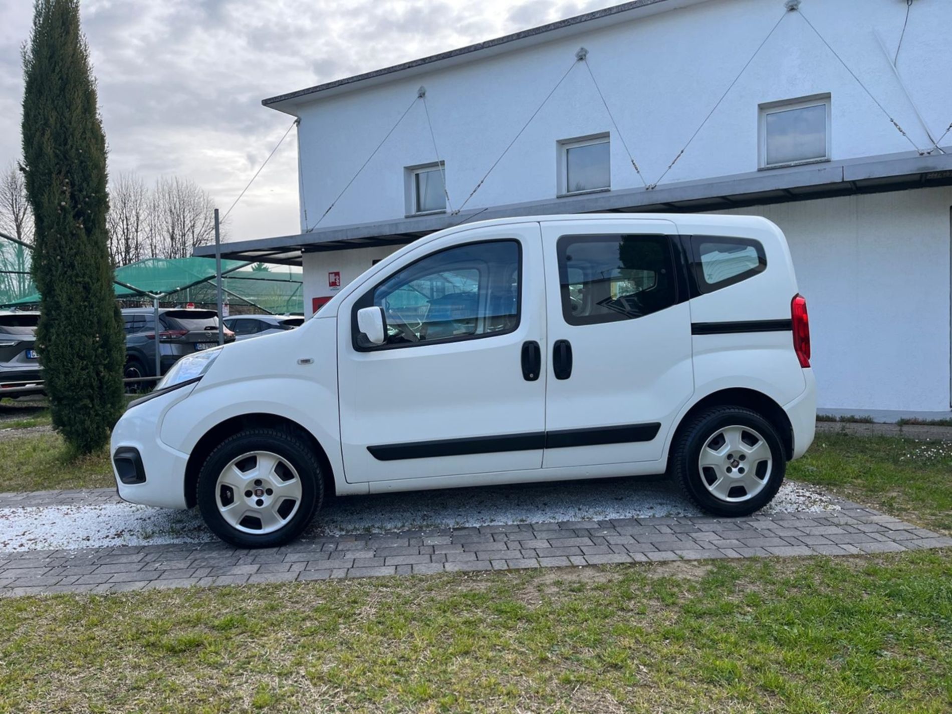 1.4 8v Lounge 77cv - Gallotti Auto