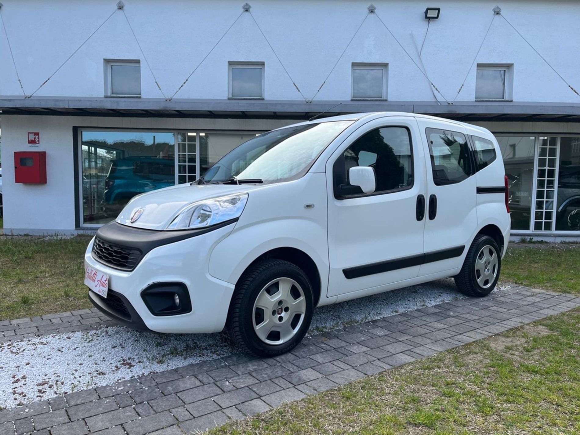 1.4 8v Lounge 77cv - Gallotti Auto