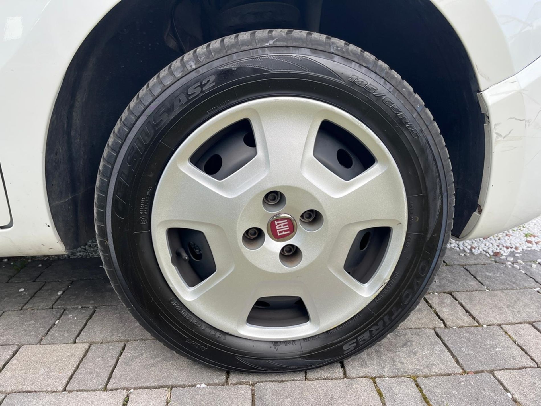 1.4 8v Lounge 77cv - Gallotti Auto