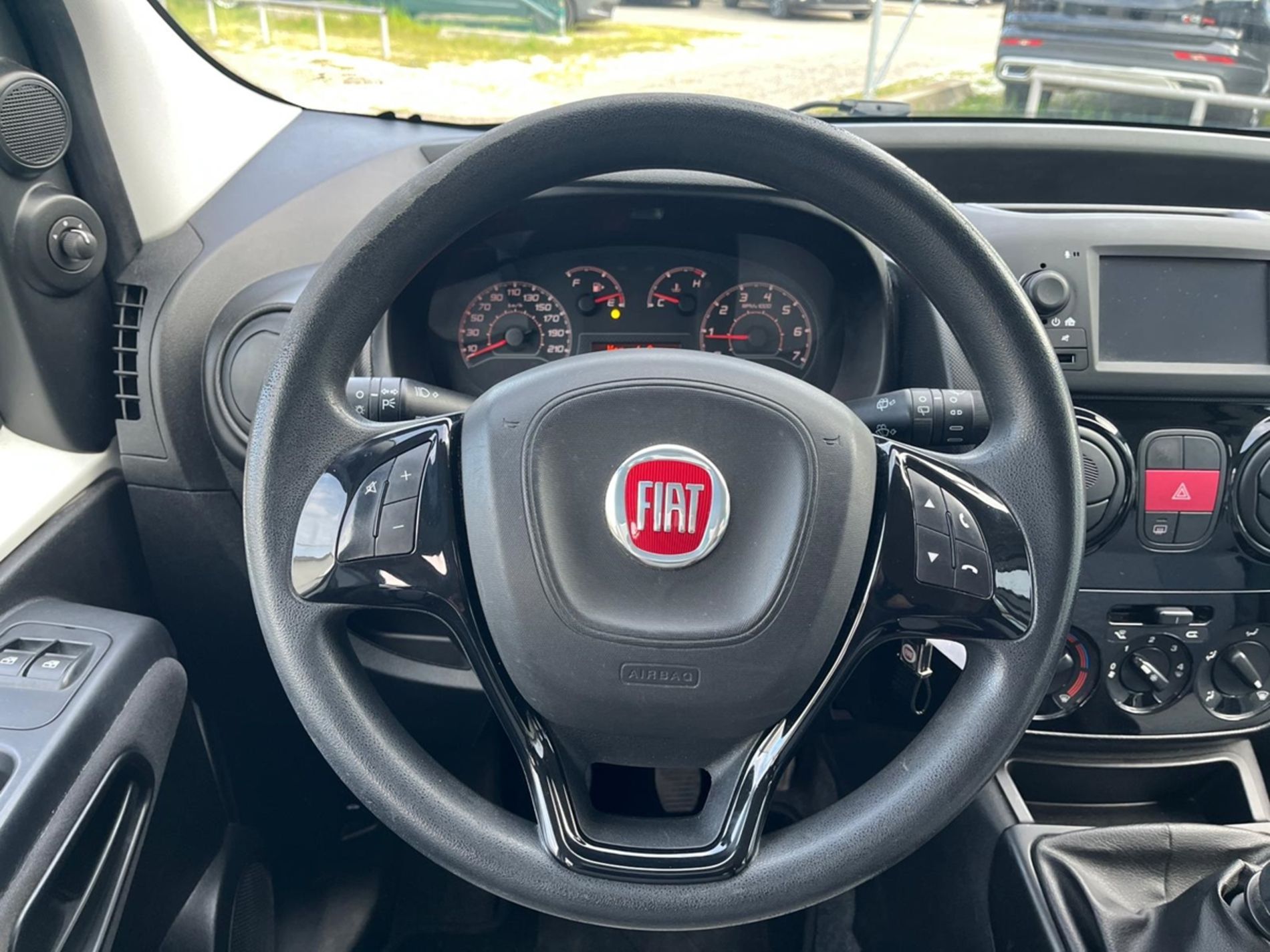 1.4 8v Lounge 77cv - Gallotti Auto