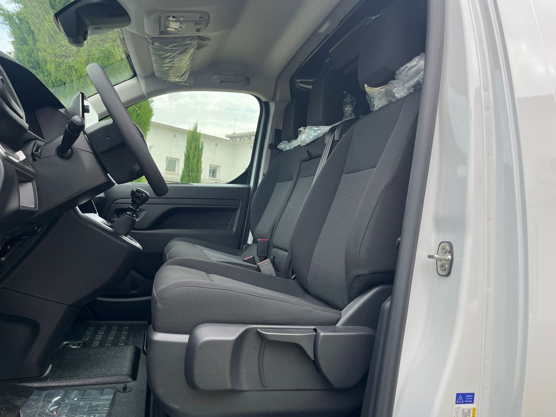 Van M 1.5 bluehdi 120cv L2H1 + IVA - SENZA VINCOLO DI FINANZIAMENTO - Gallotti Auto