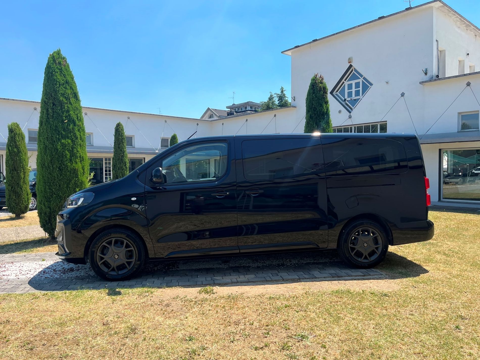 combi M1 2.0 bluehdi 180cv L3H1 at8 - SENZA VINCOLI DI FINANZIAMENTO  - Gallotti Auto