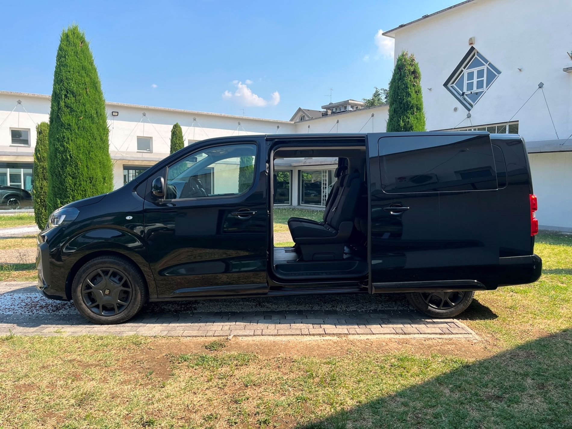 Combi M1 XL (passo lungo) 2.0 diesel 180cv s&s auto - Gallotti Auto