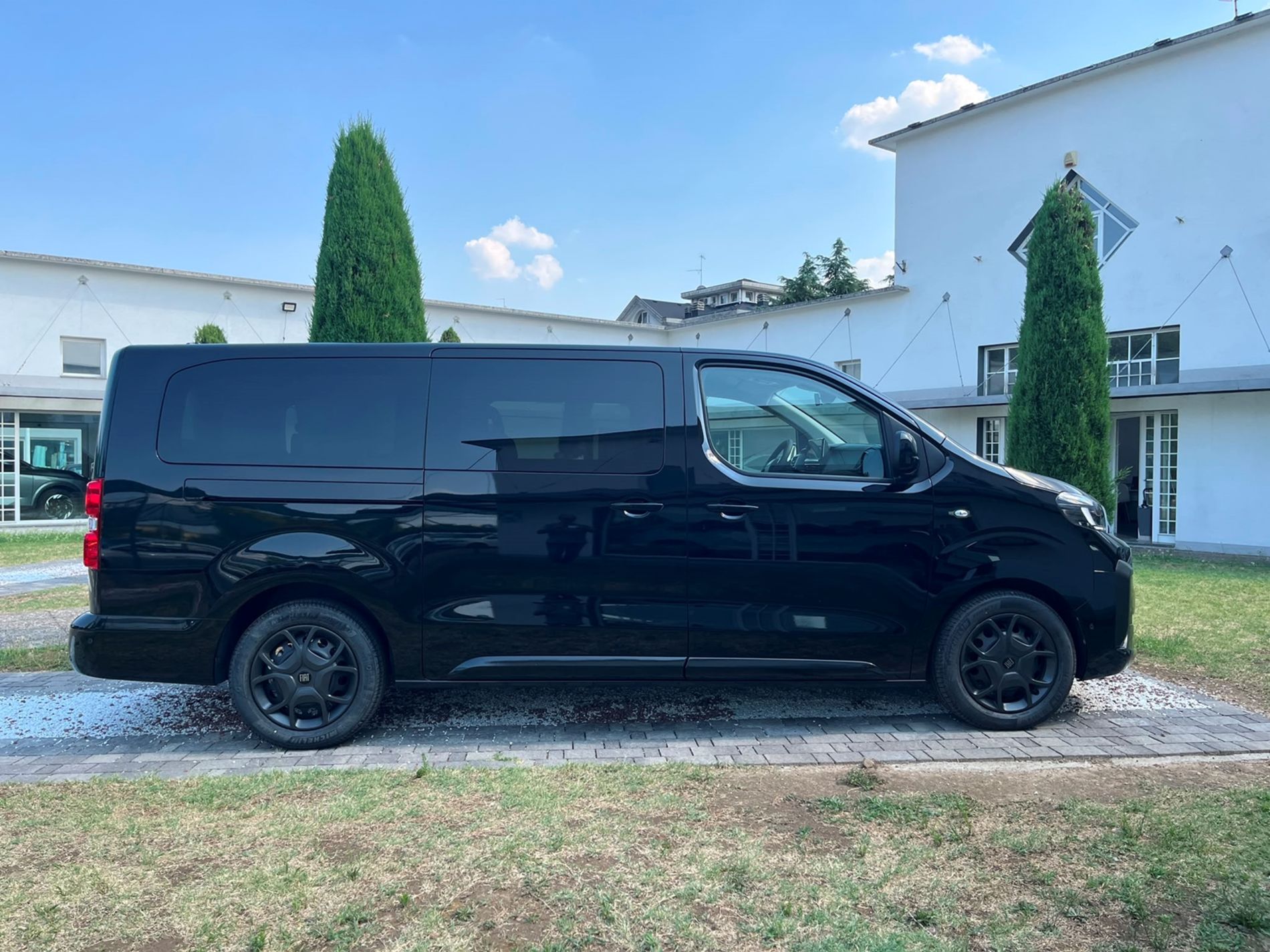 Combi M1 XL (passo lungo) 2.0 diesel 180cv s&s auto - Gallotti Auto