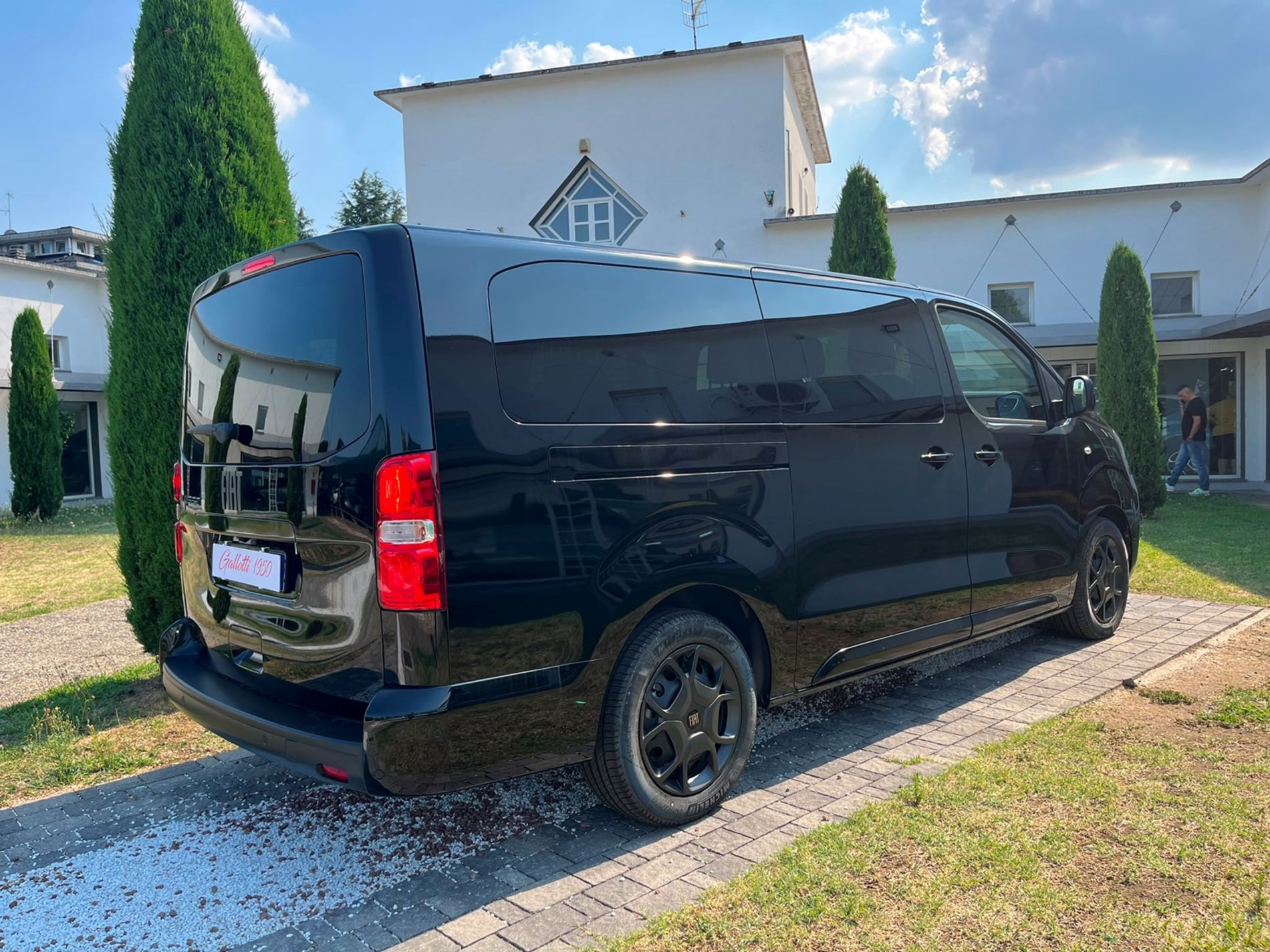 Combi M1 XL (passo lungo) 2.0 diesel 180cv s&s auto - Gallotti Auto