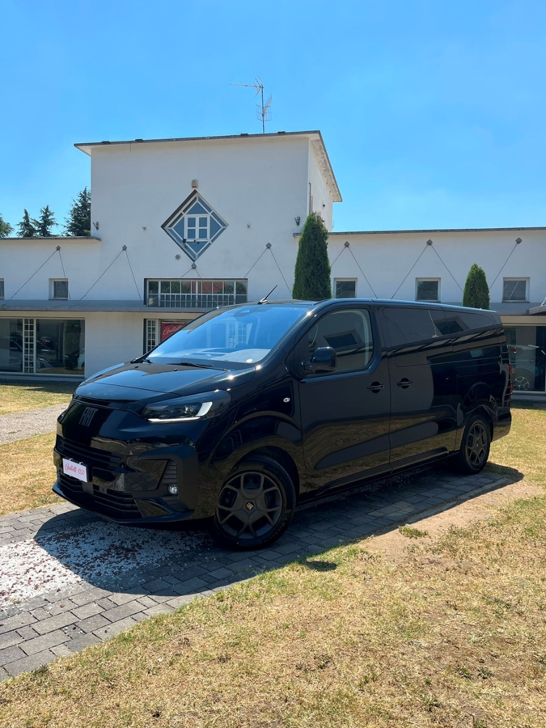 Combi 9p M1 XL (passo lungo) 2.2 diesel 180cv s&s auto - Gallotti Auto